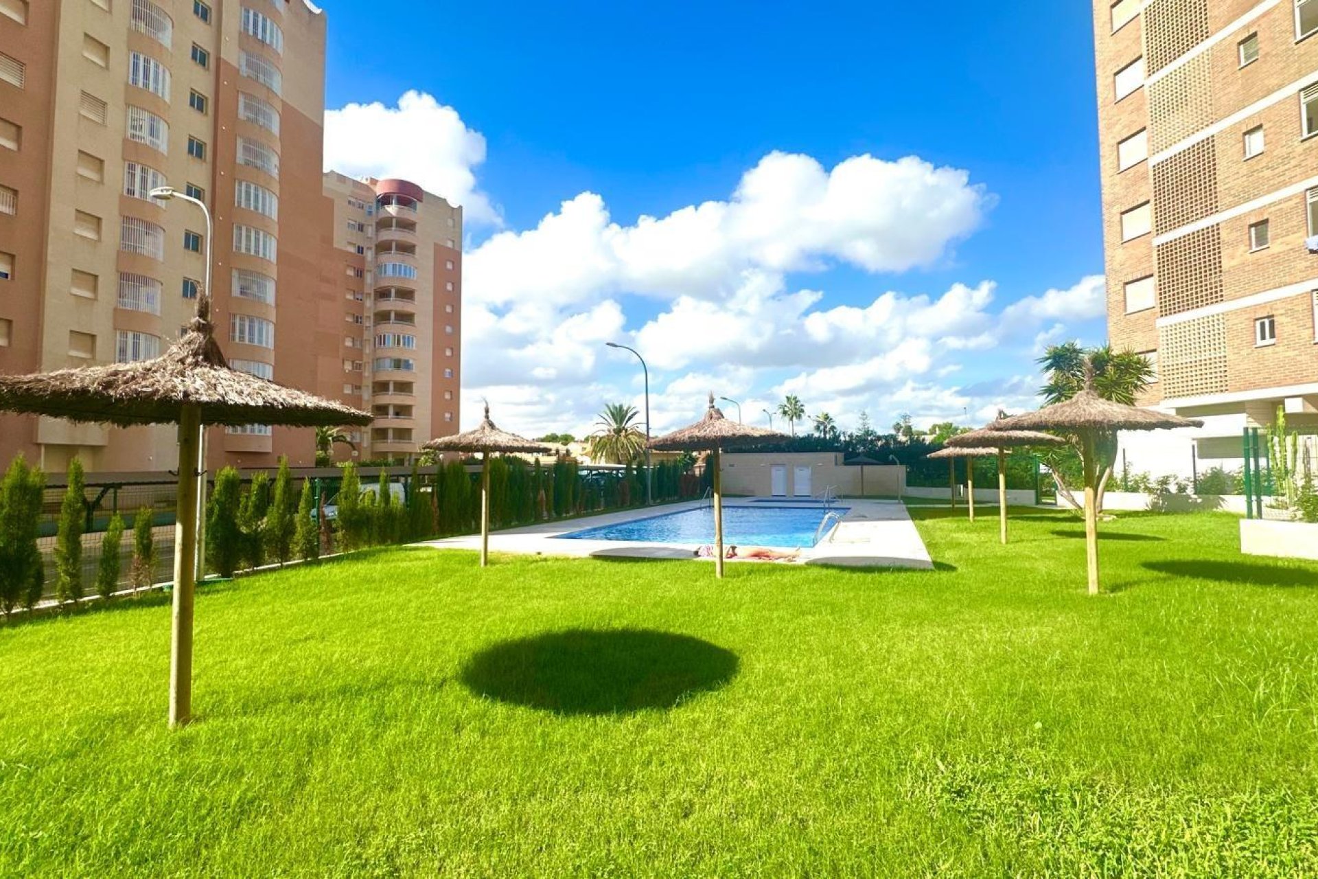 Revente - Appartement -
Orihuela Costa - Campoamor