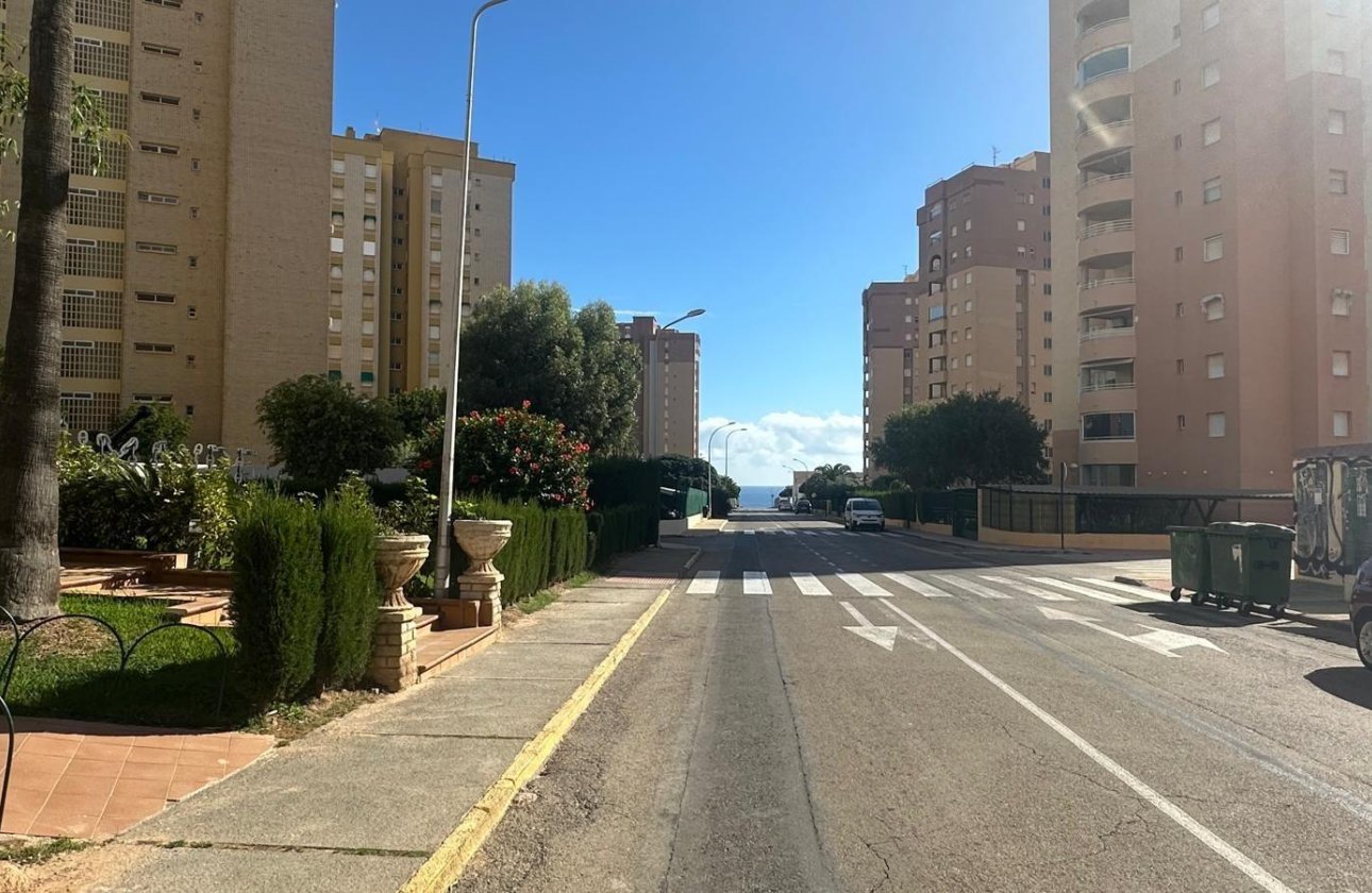 Revente - Appartement -
Orihuela Costa - Campoamor