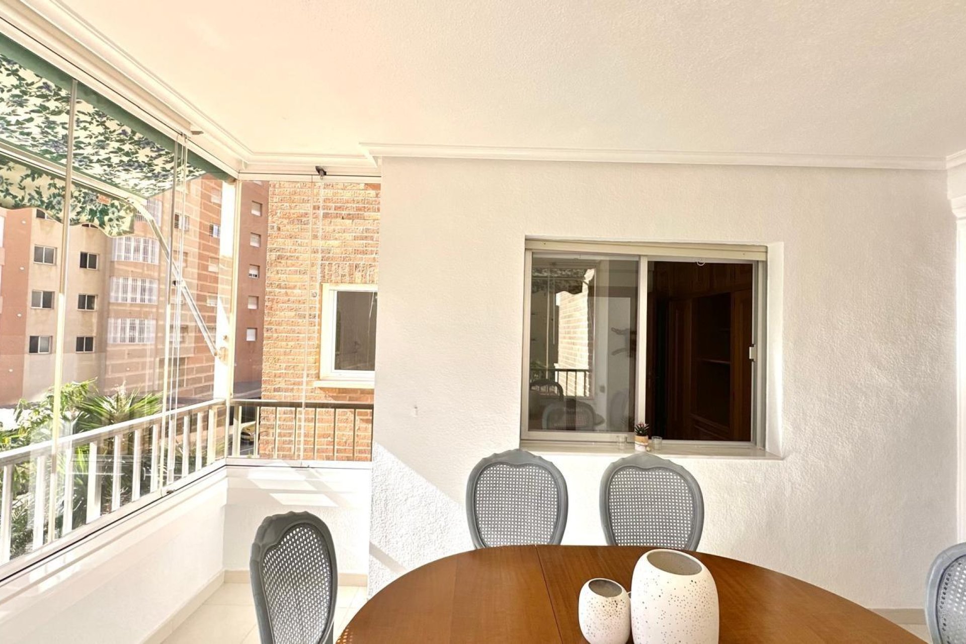 Revente - Appartement -
Orihuela Costa - Campoamor