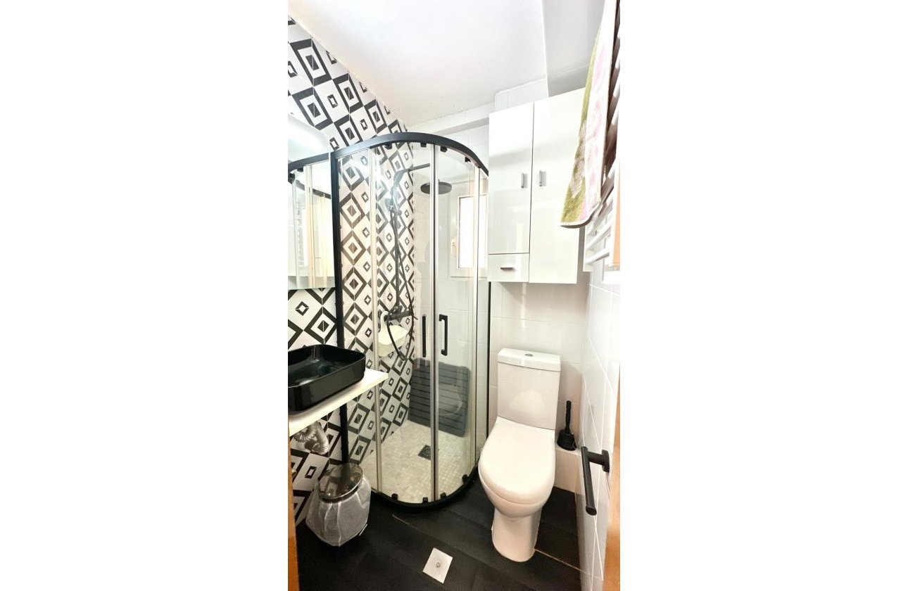 Revente - Appartement -
Orihuela Costa - Campoamor