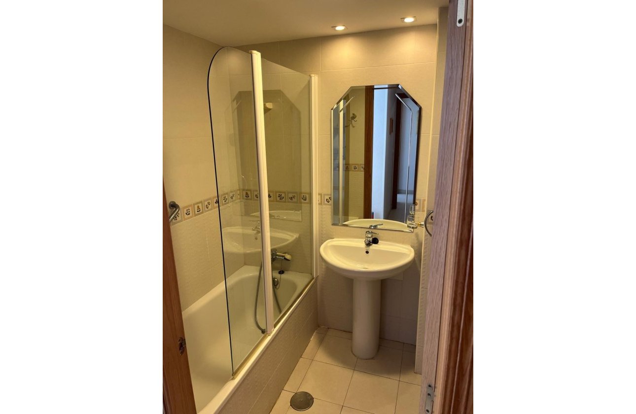 Revente - Appartement -
Orihuela Costa - Campoamor