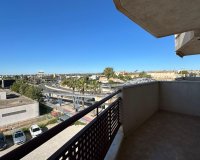 Revente - Appartement -
Orihuela Costa - Campoamor