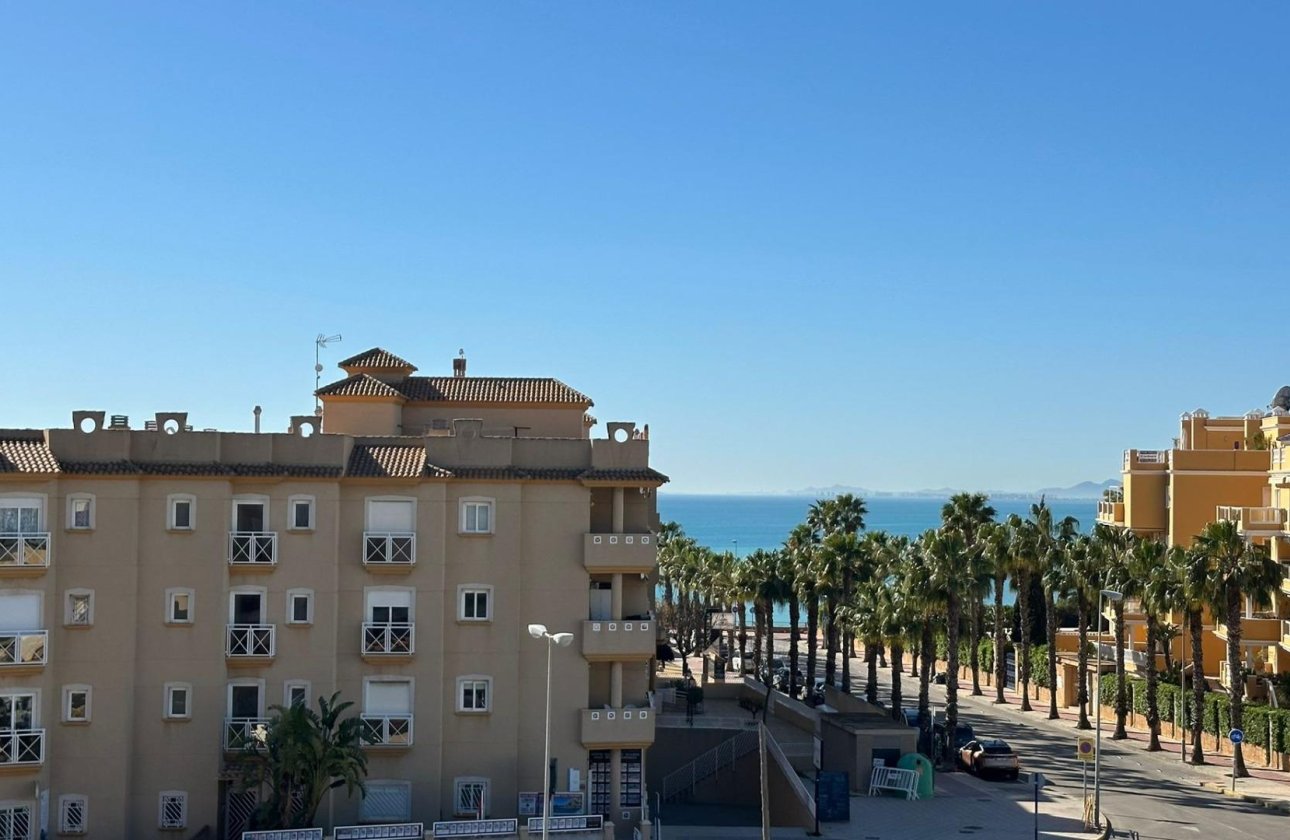 Revente - Appartement -
Orihuela Costa - Campoamor