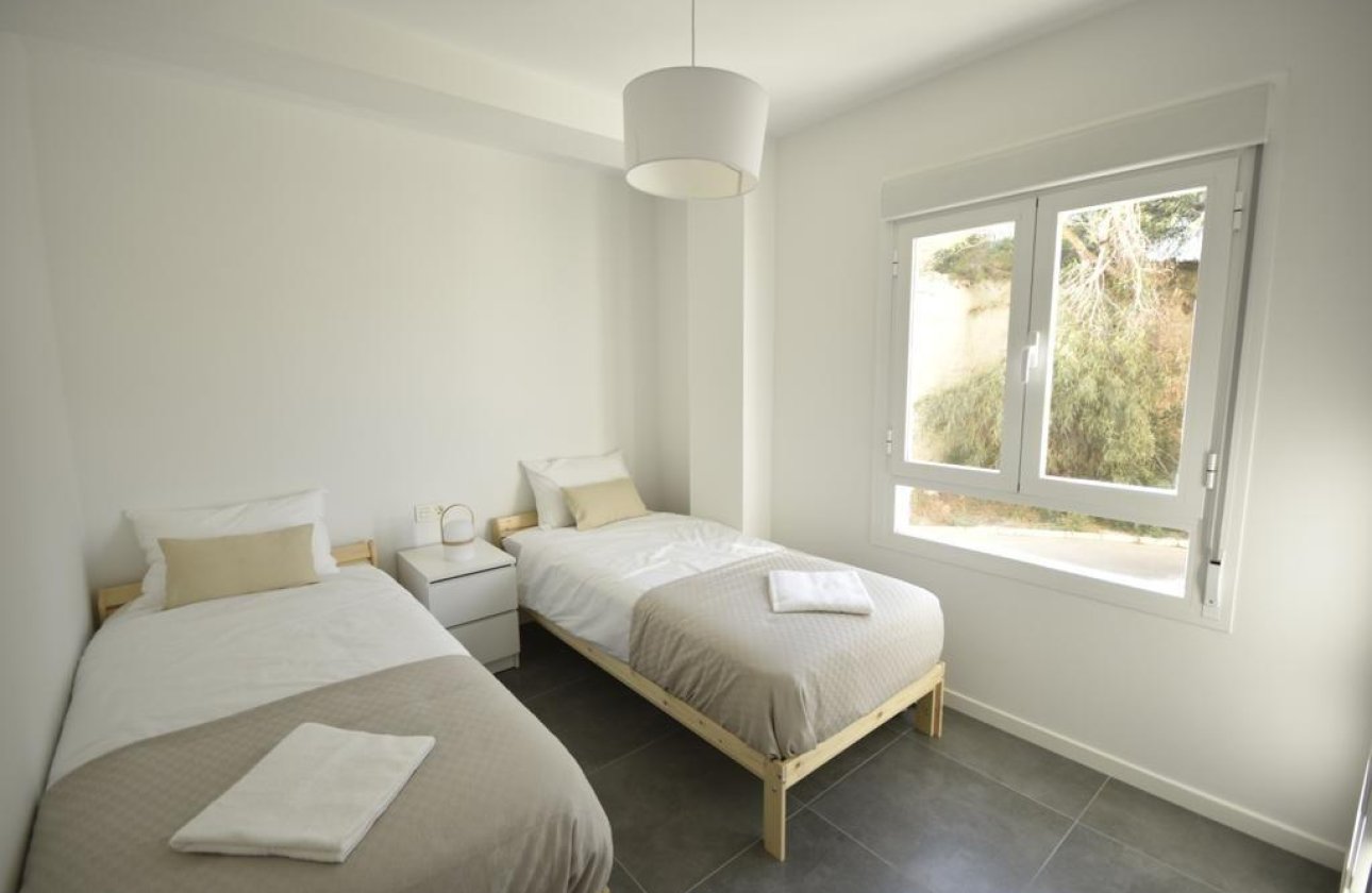 Revente - Appartement -
Orihuela Costa - Campoamor