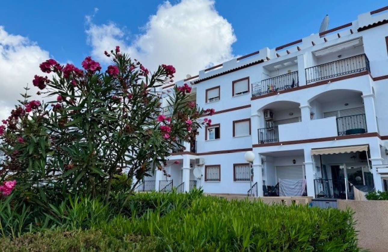 Revente - Appartement -
Orihuela Costa - Costa Blanca