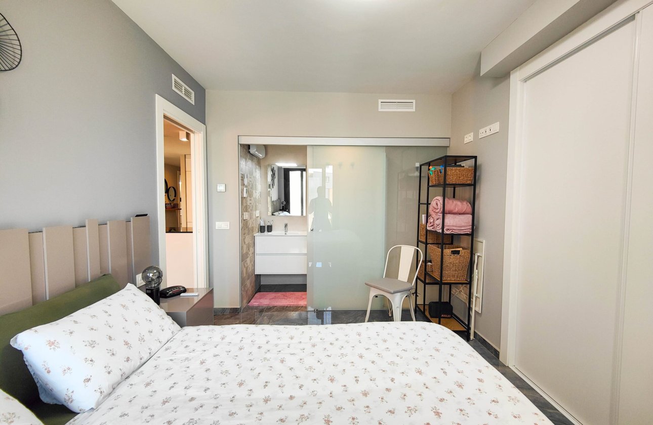 Revente - Appartement -
Orihuela Costa - Costa Blanca