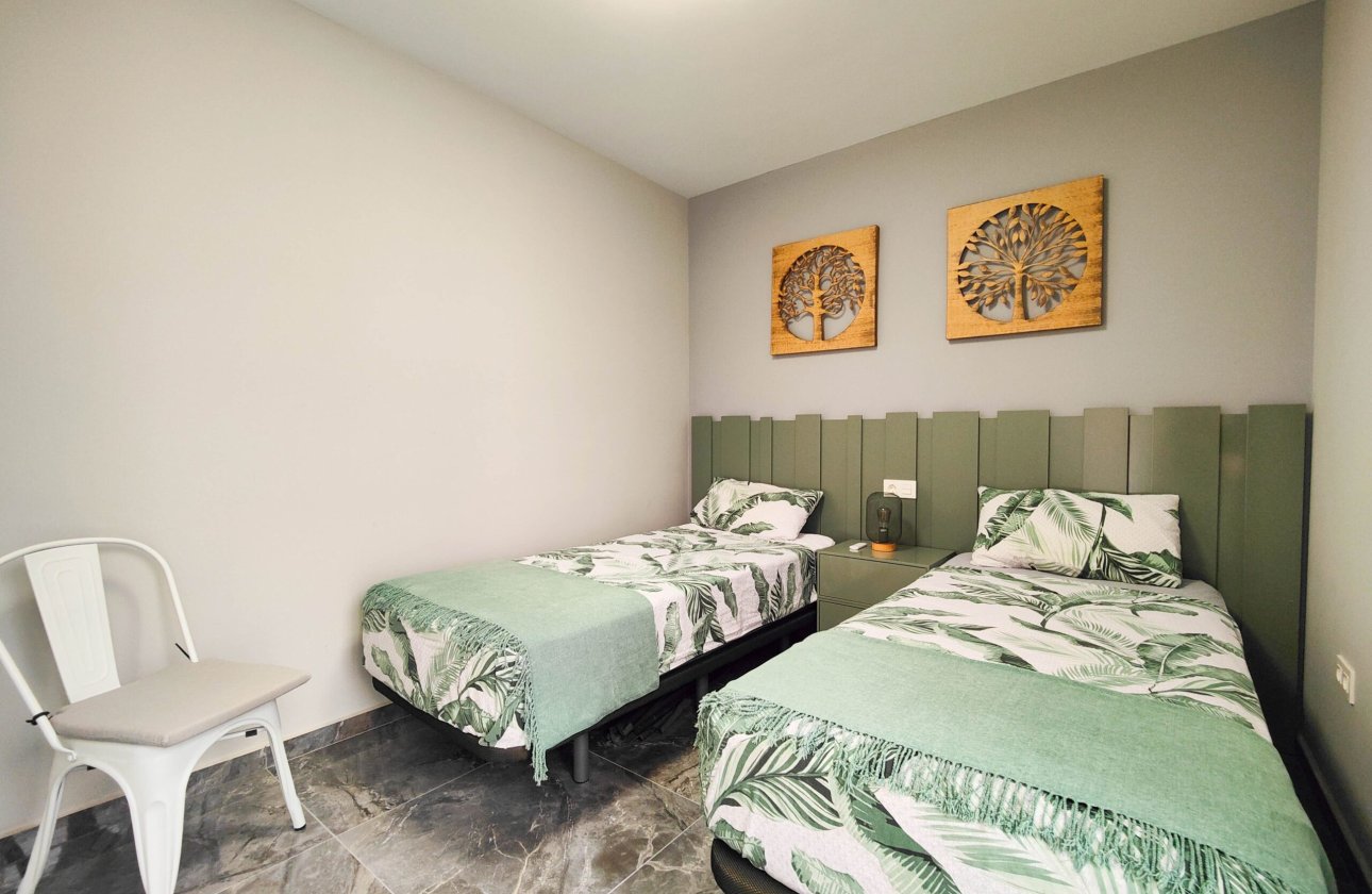 Revente - Appartement -
Orihuela Costa - Costa Blanca