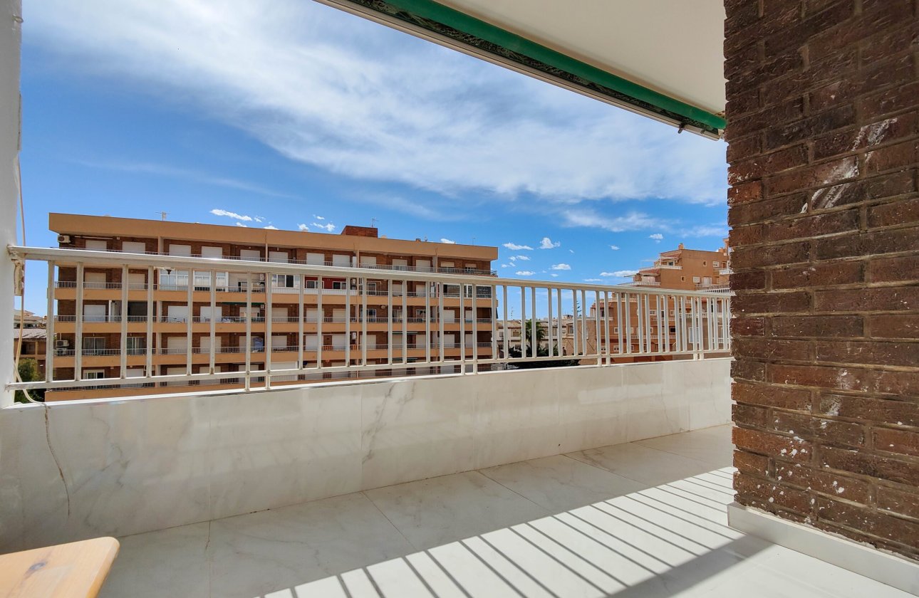 Revente - Appartement -
Orihuela Costa - Costa Blanca