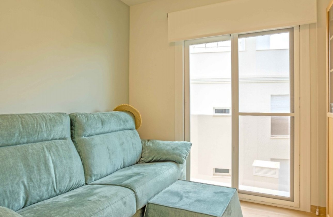 Revente - Appartement -
Orihuela Costa - Costa Blanca