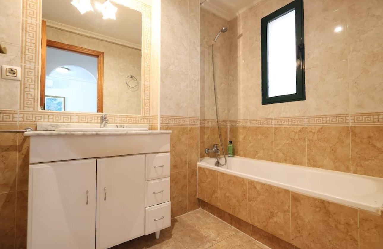 Revente - Appartement -
Orihuela Costa - Costa Blanca