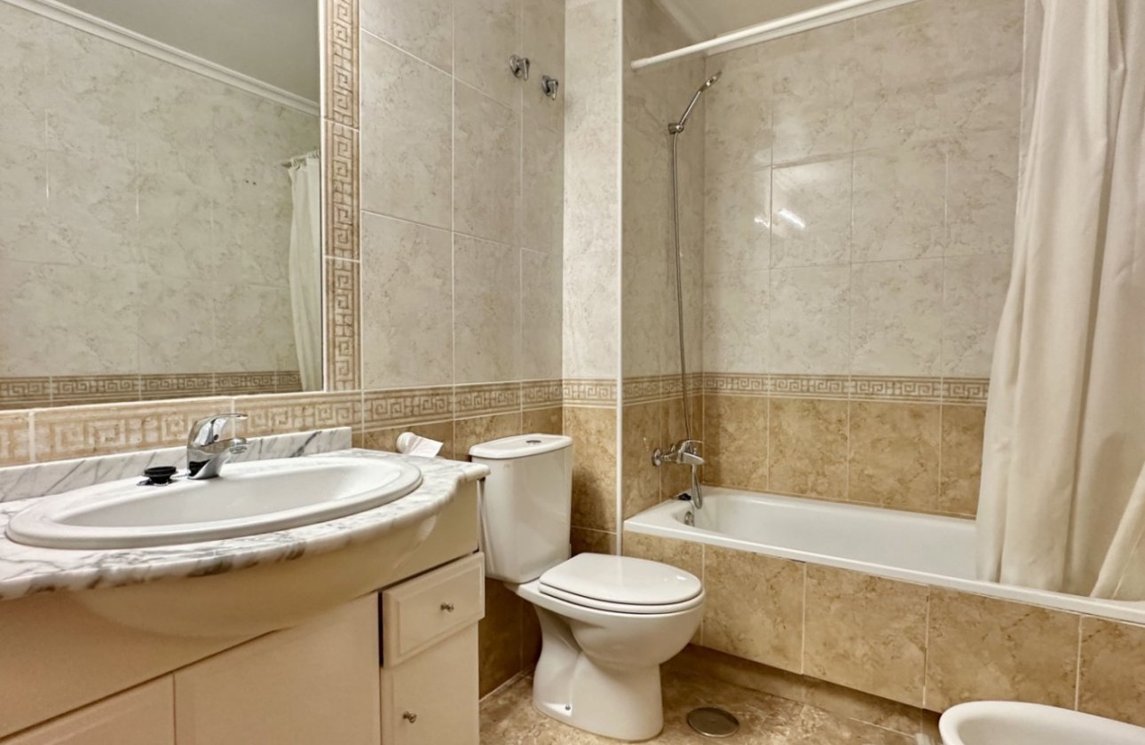 Revente - Appartement -
Orihuela Costa - Costa Blanca