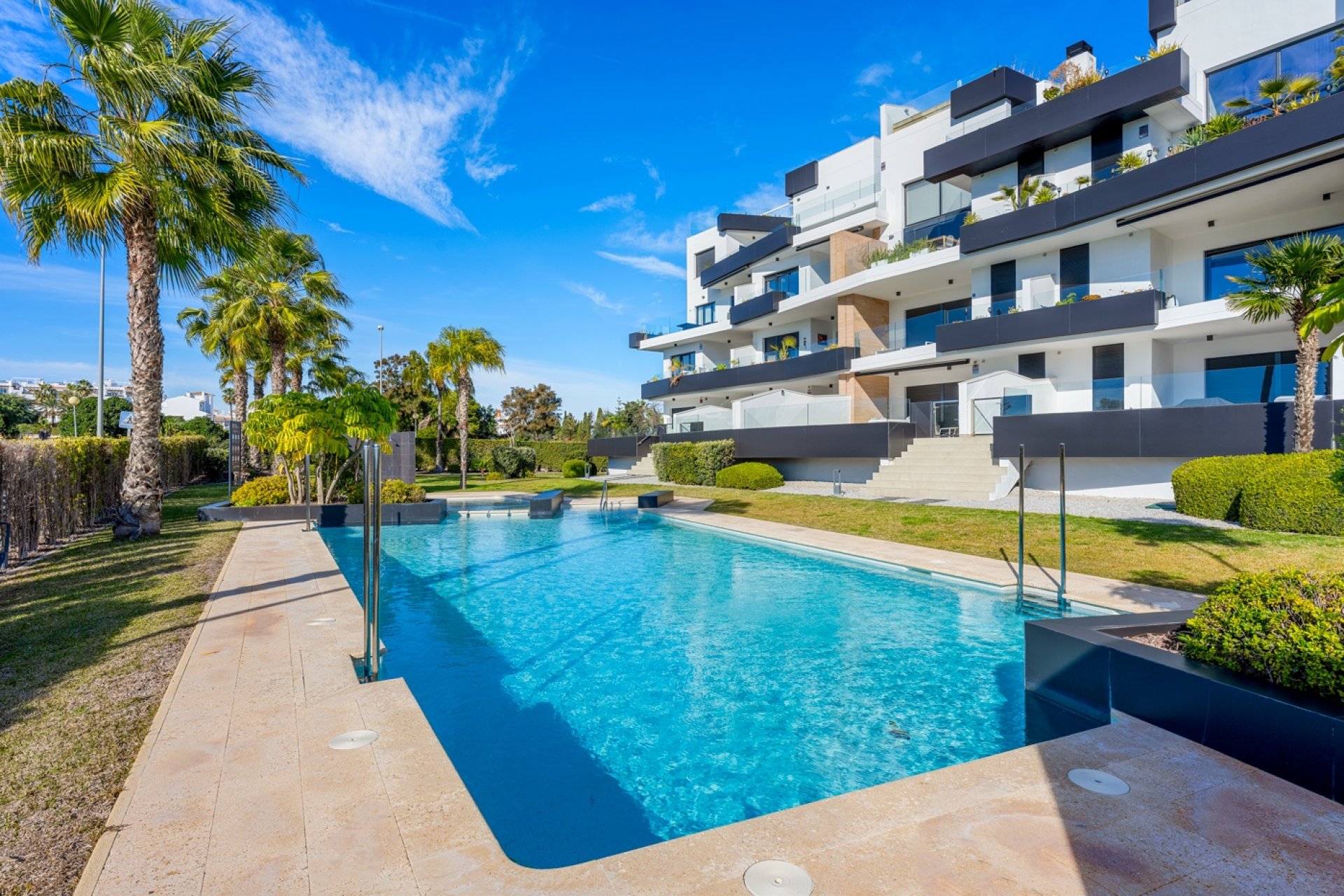 Revente - Appartement -
Orihuela Costa - Costa Blanca