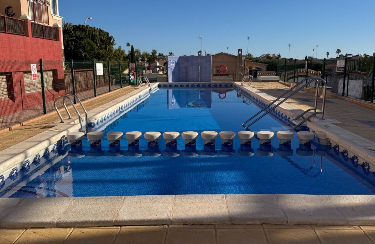 Revente - Appartement -
Orihuela Costa - Costa Blanca
