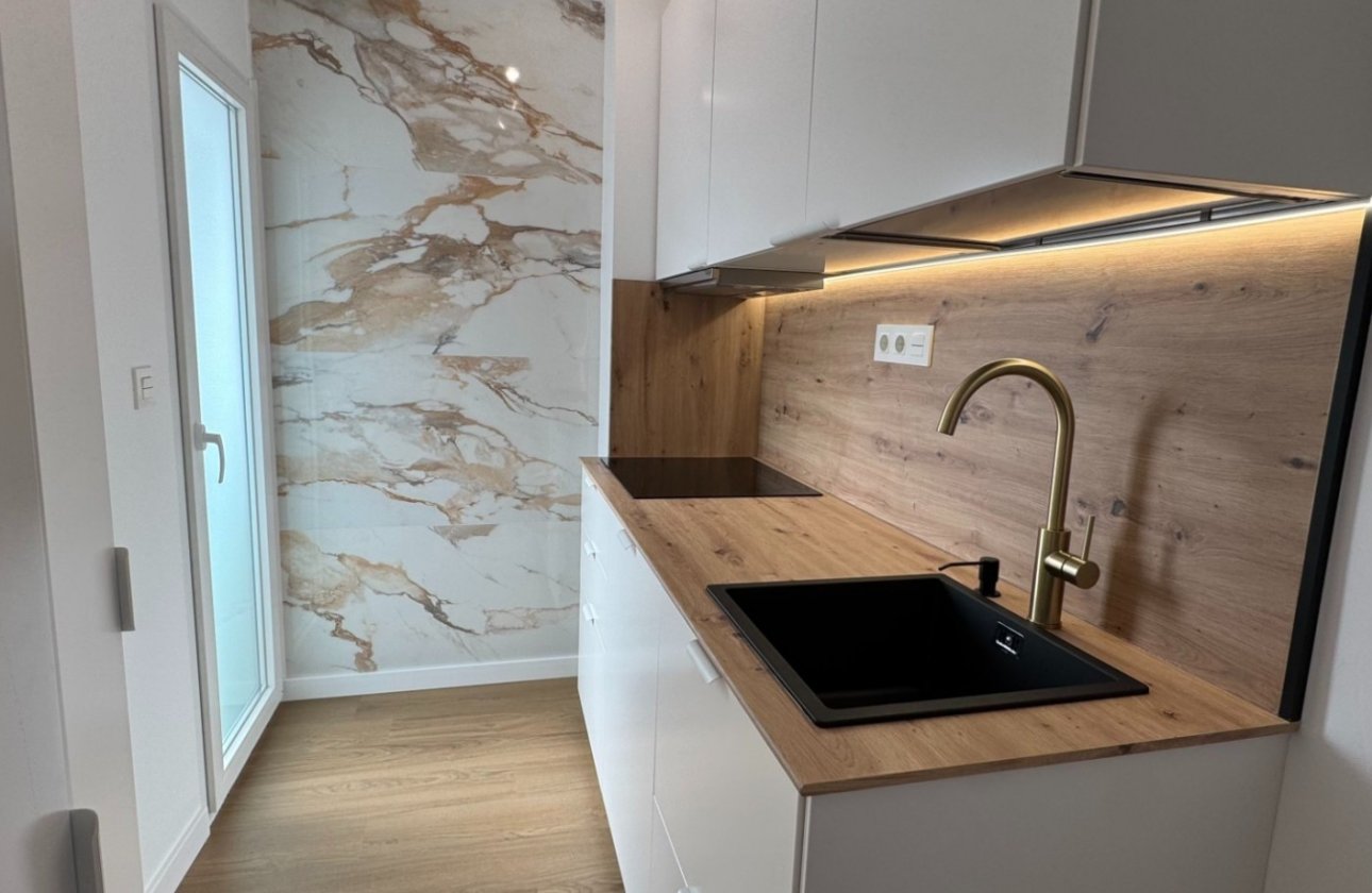 Revente - Appartement -
Orihuela Costa - Costa Blanca