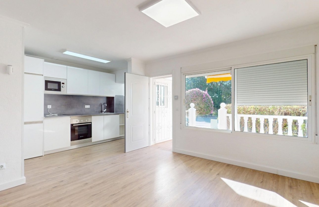 Revente - Appartement -
Orihuela Costa - Costa Blanca