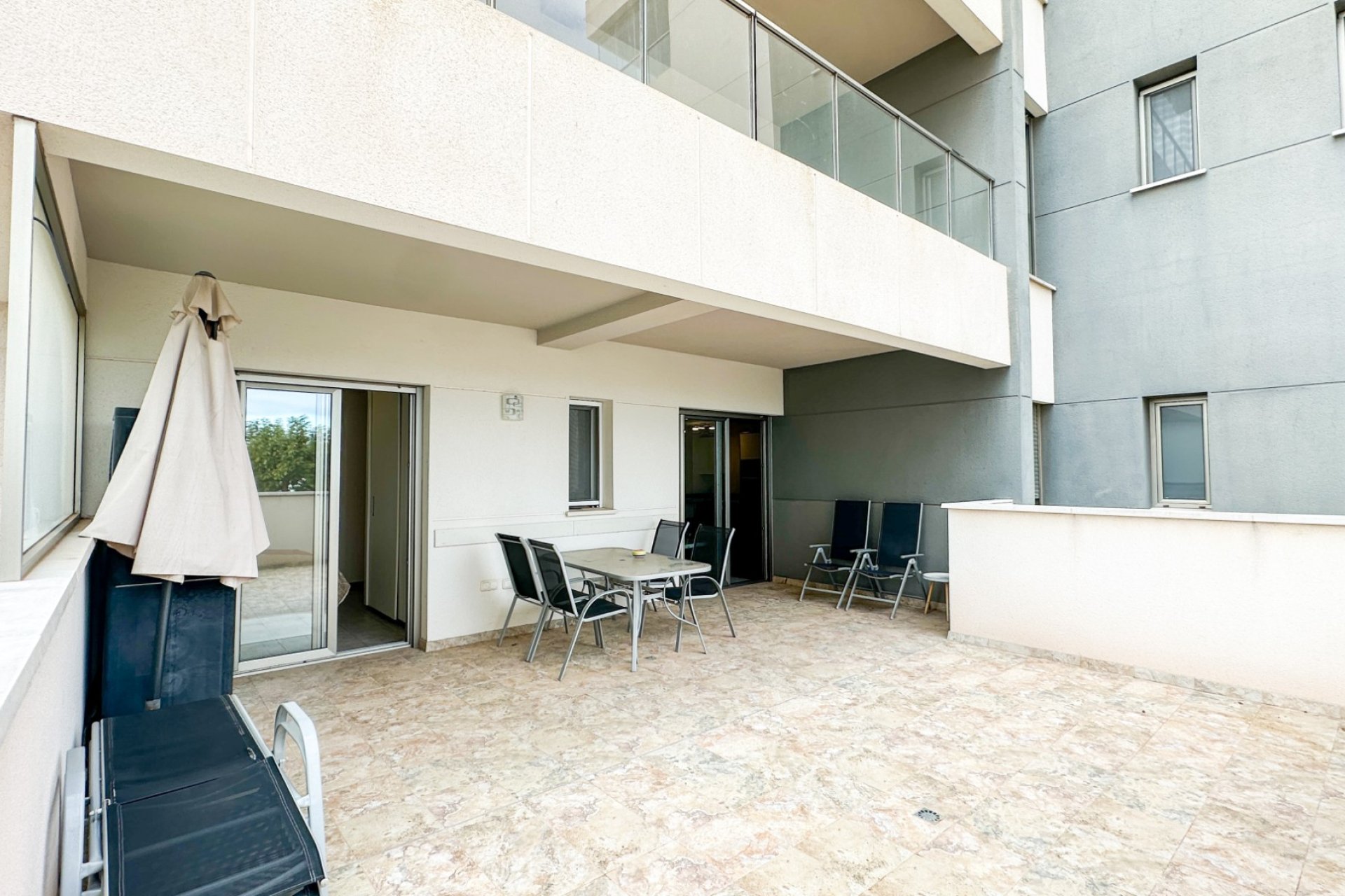 Revente - Appartement -
Orihuela Costa - Costa Blanca