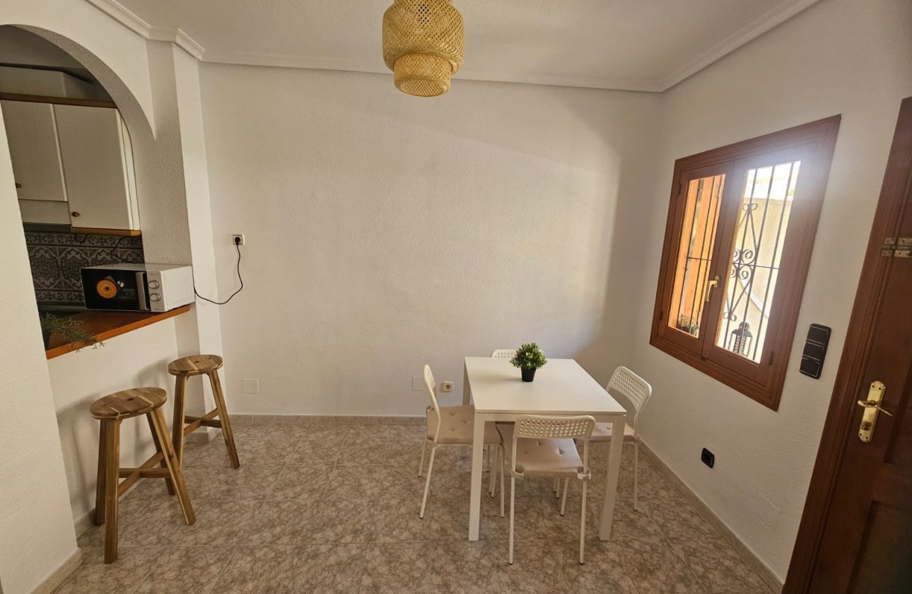 Revente - Appartement -
Orihuela Costa - Costa Blanca