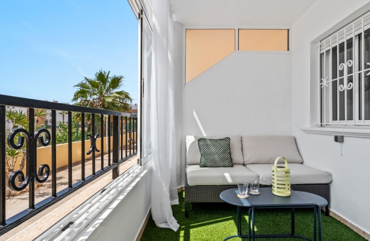 Revente - Appartement -
Orihuela Costa - Costa Blanca