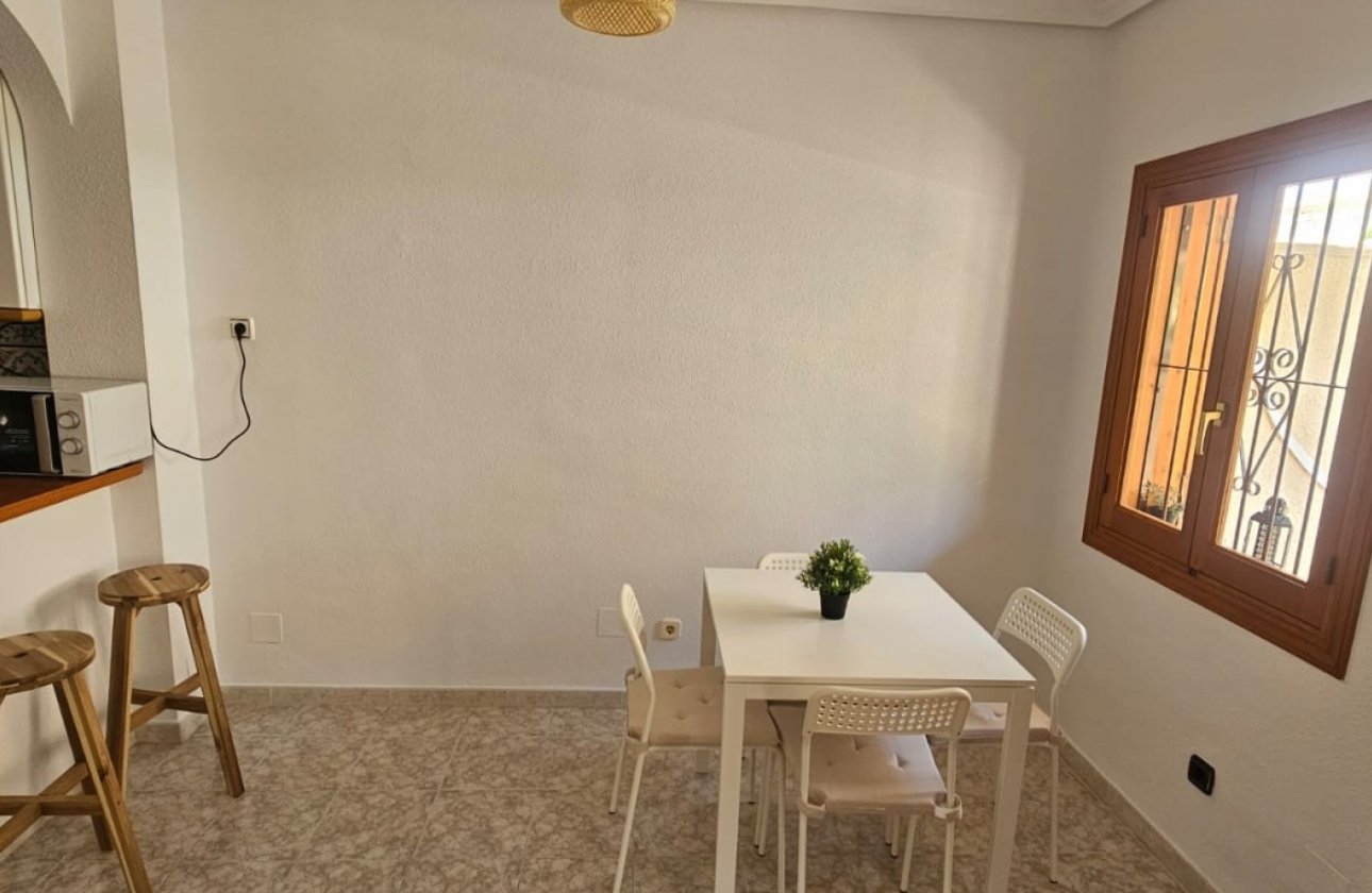 Revente - Appartement -
Orihuela Costa - Costa Blanca