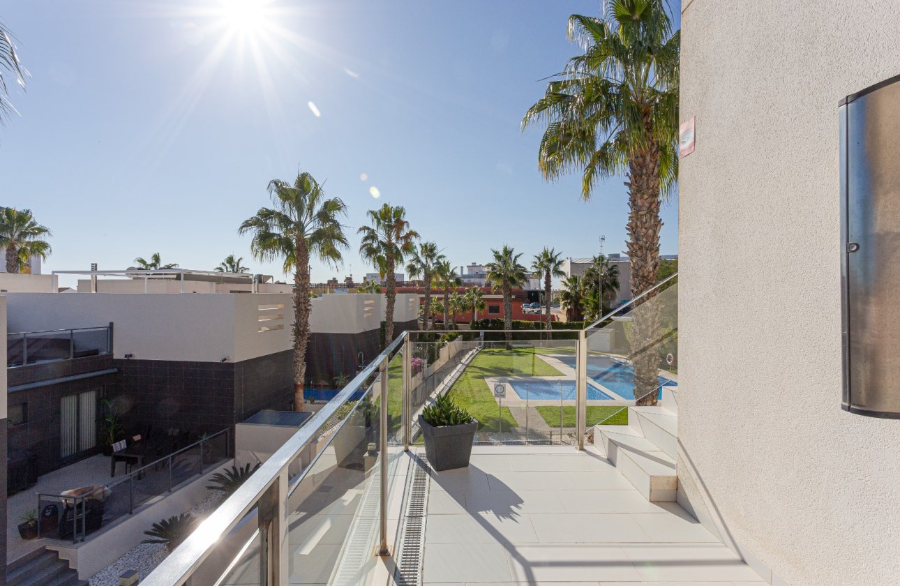 Revente - Appartement -
Orihuela Costa - Costa Blanca