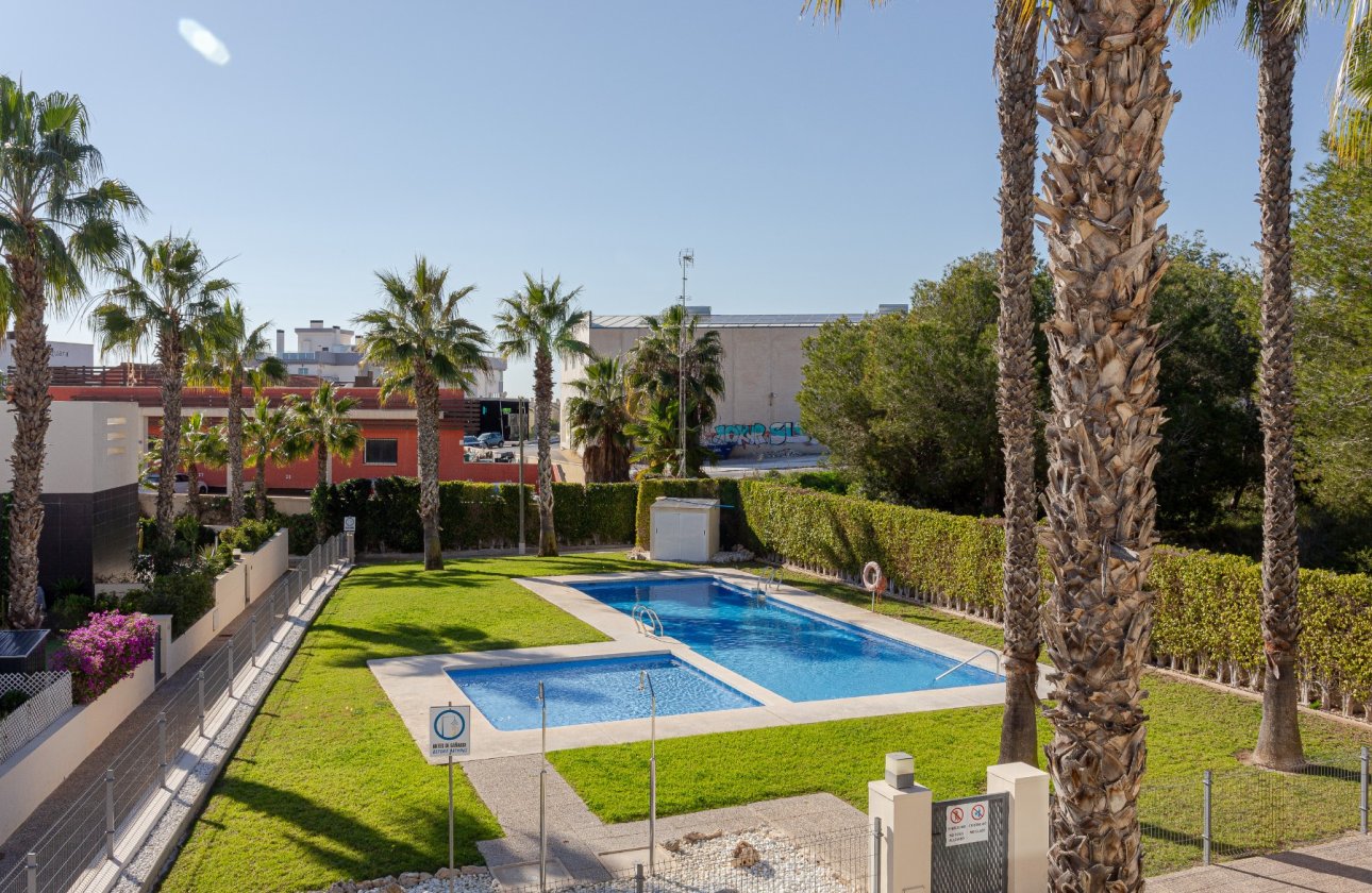 Revente - Appartement -
Orihuela Costa - Costa Blanca
