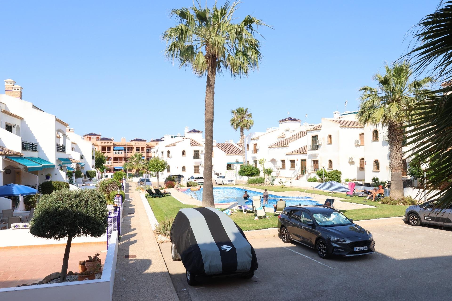 Revente - Appartement -
Orihuela Costa - Costa Blanca