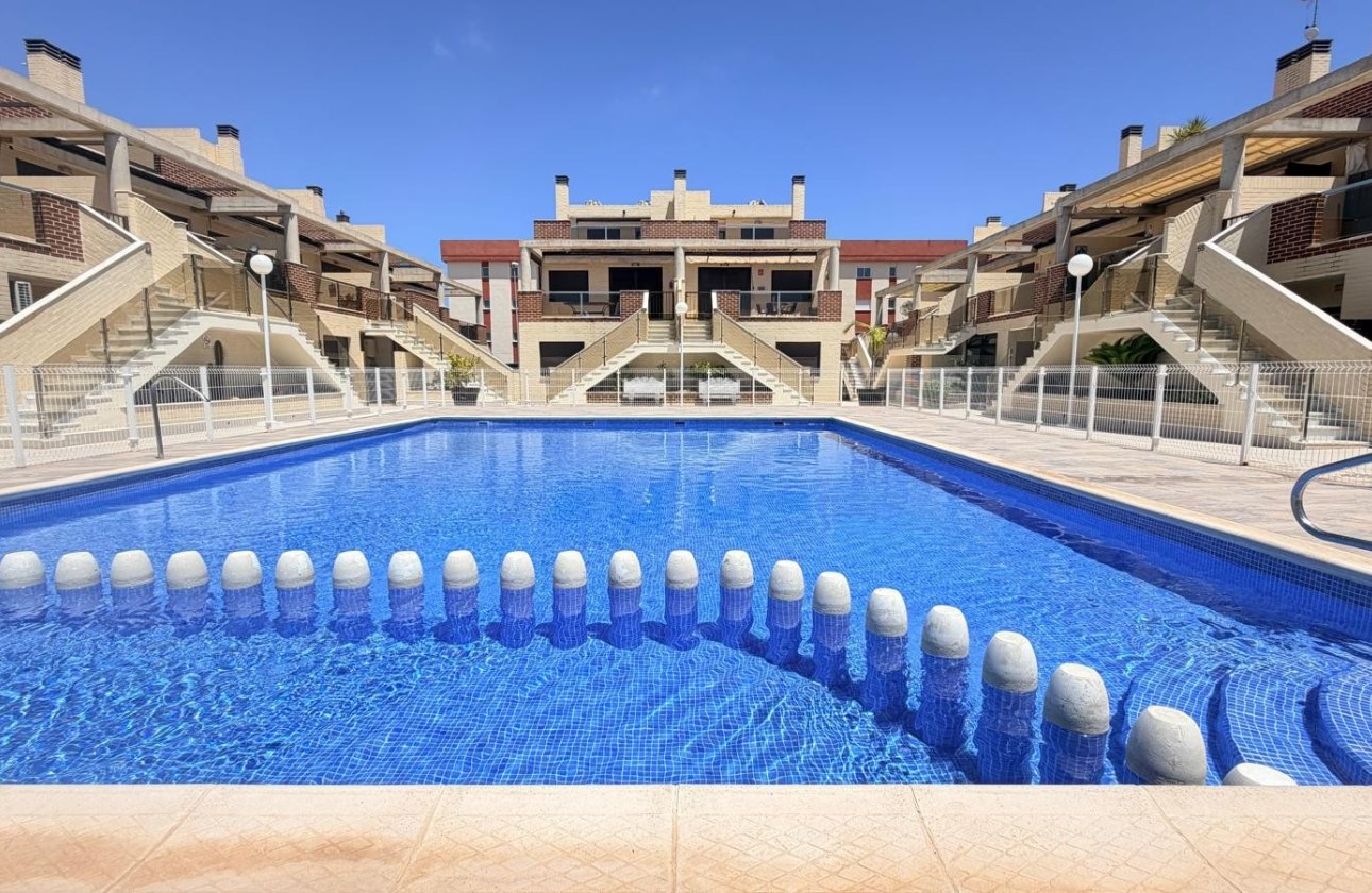 Revente - Appartement -
Orihuela Costa - Costa Blanca