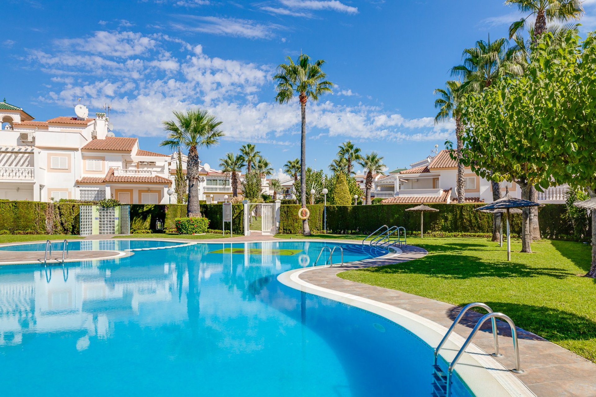 Revente - Appartement -
Orihuela Costa - Costa Blanca