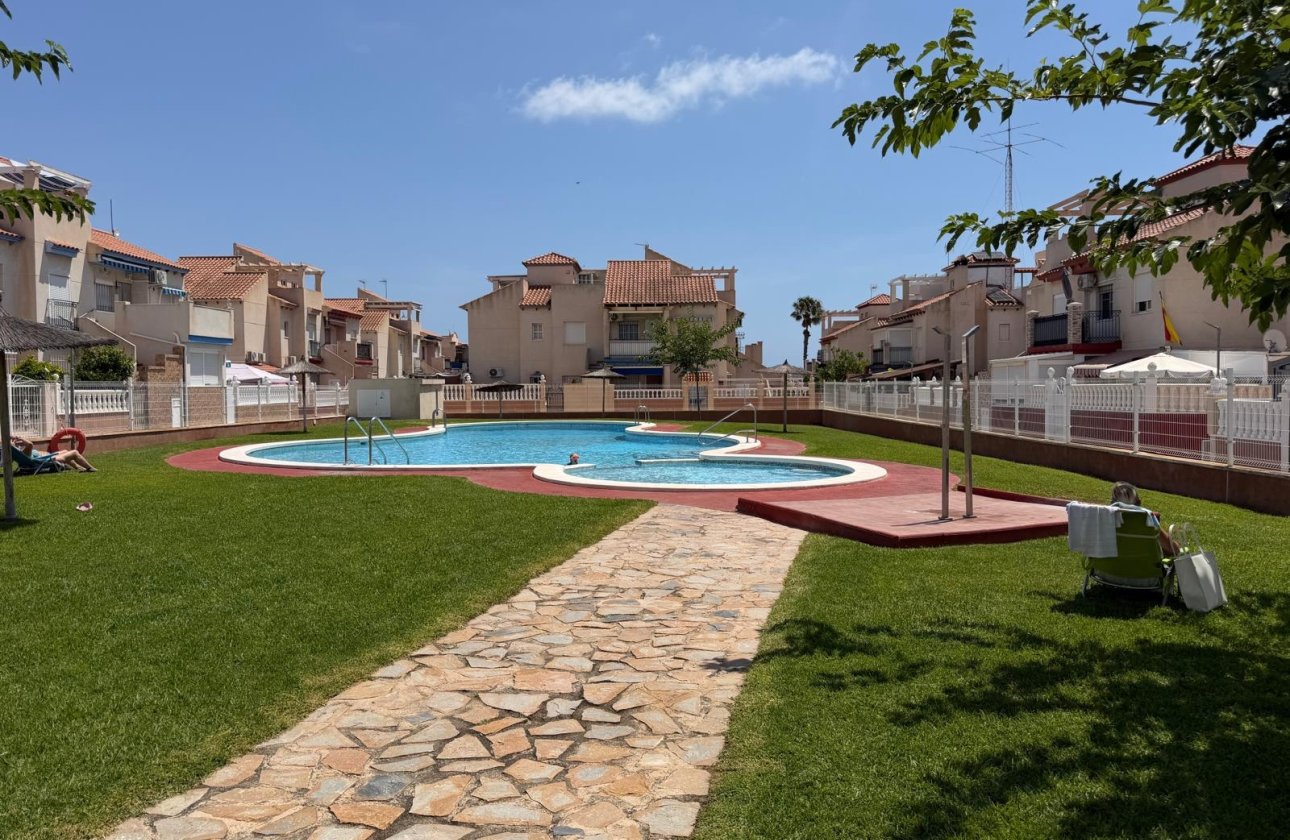 Revente - Appartement -
Orihuela Costa - Costa Blanca
