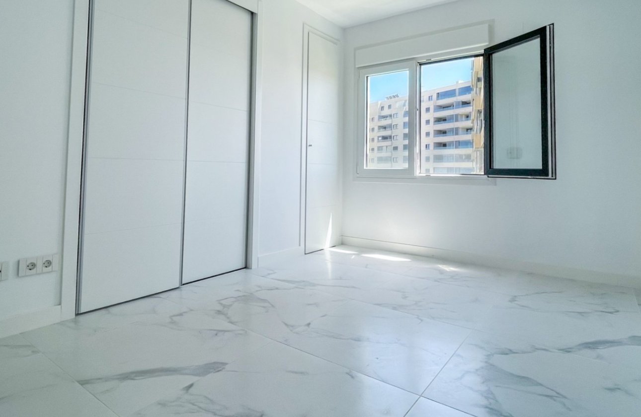 Revente - Appartement -
Orihuela Costa - Costa Blanca