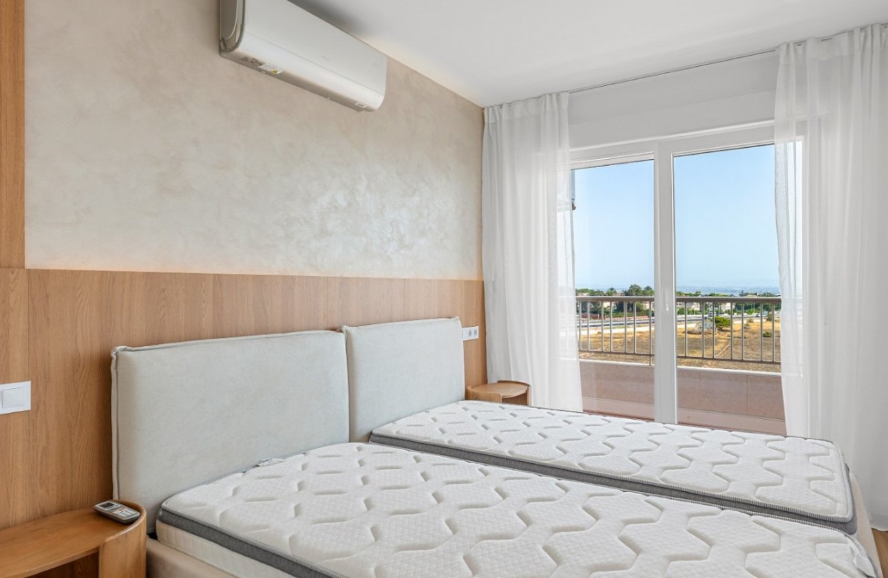 Revente - Appartement -
Orihuela Costa - Costa Blanca