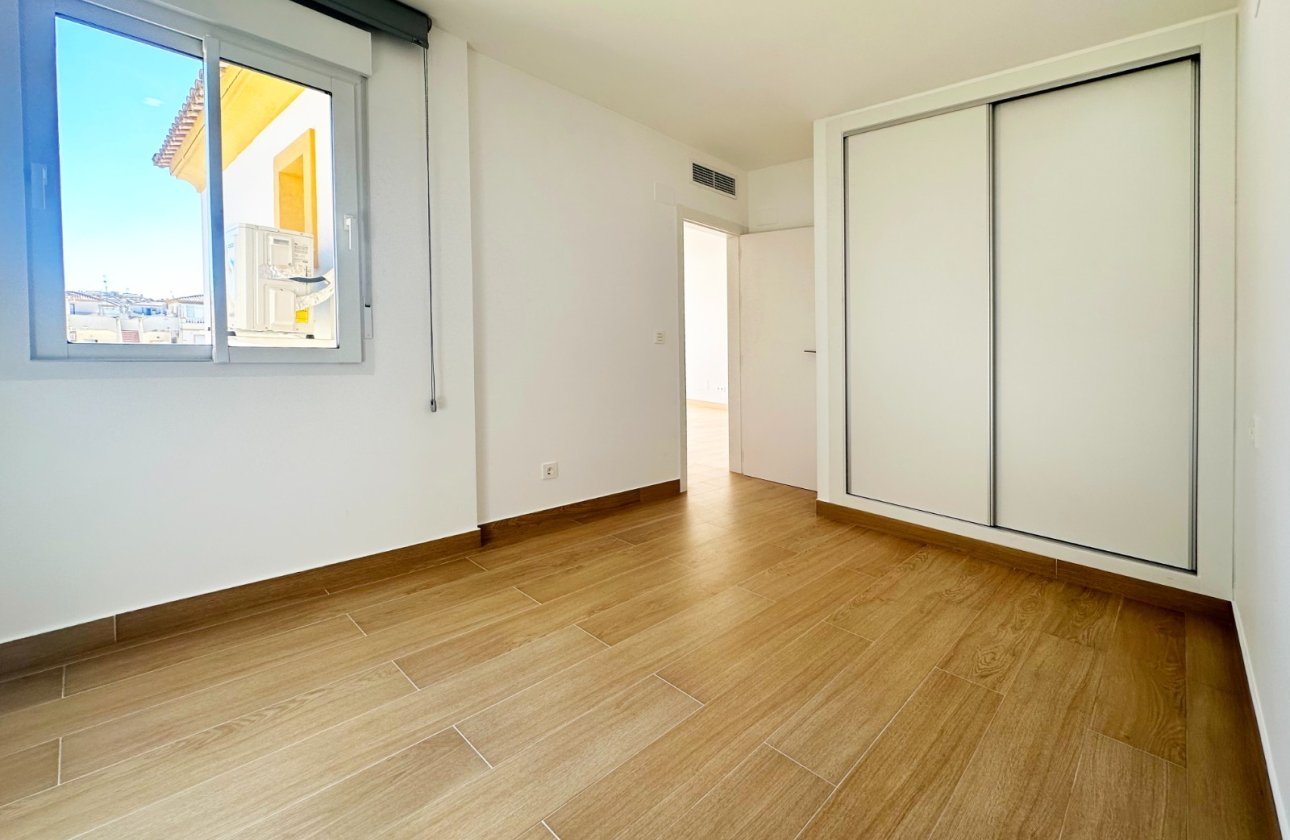Revente - Appartement -
Orihuela Costa - Costa Blanca