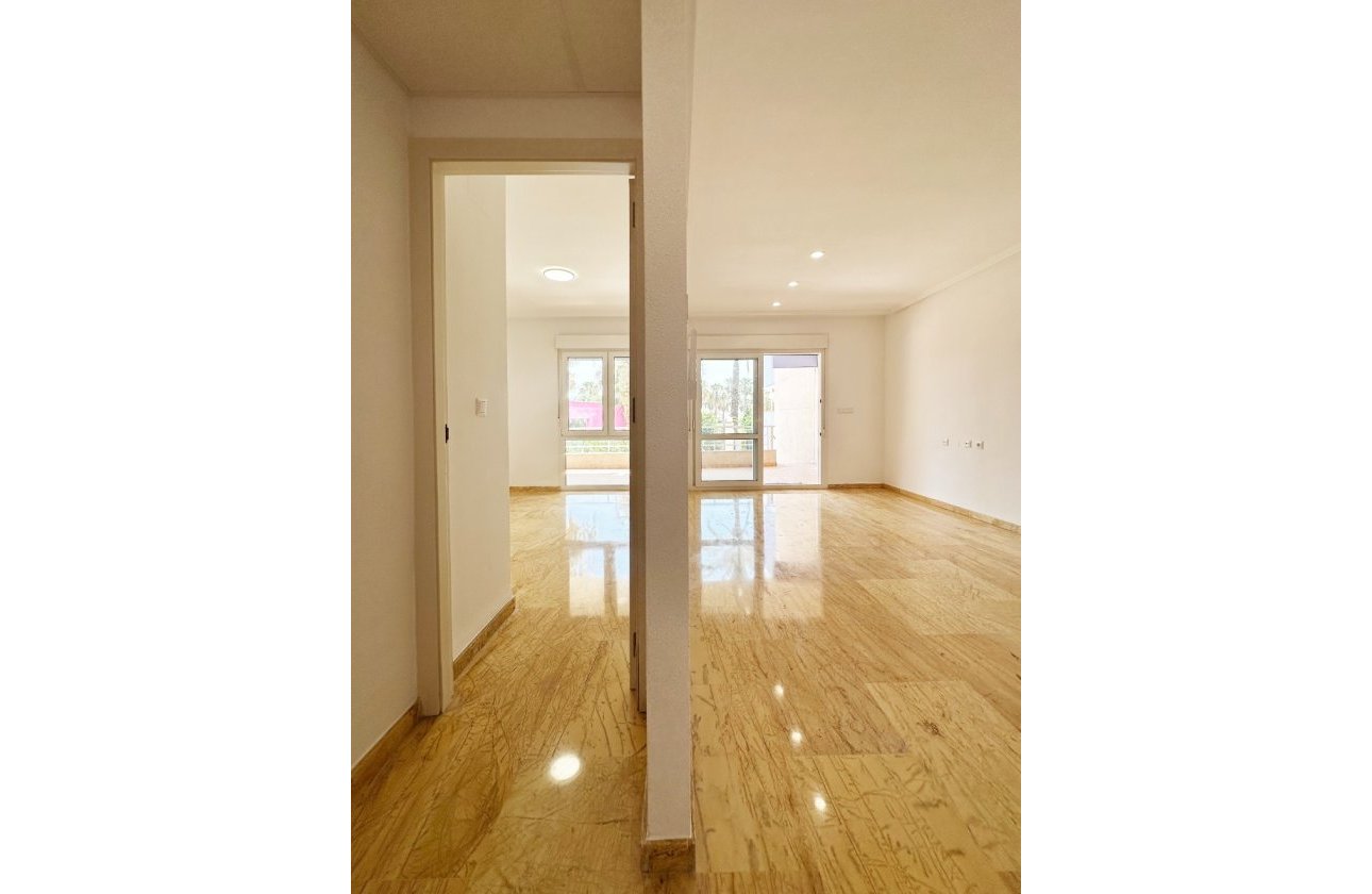 Revente - Appartement -
Orihuela Costa - Costa Blanca