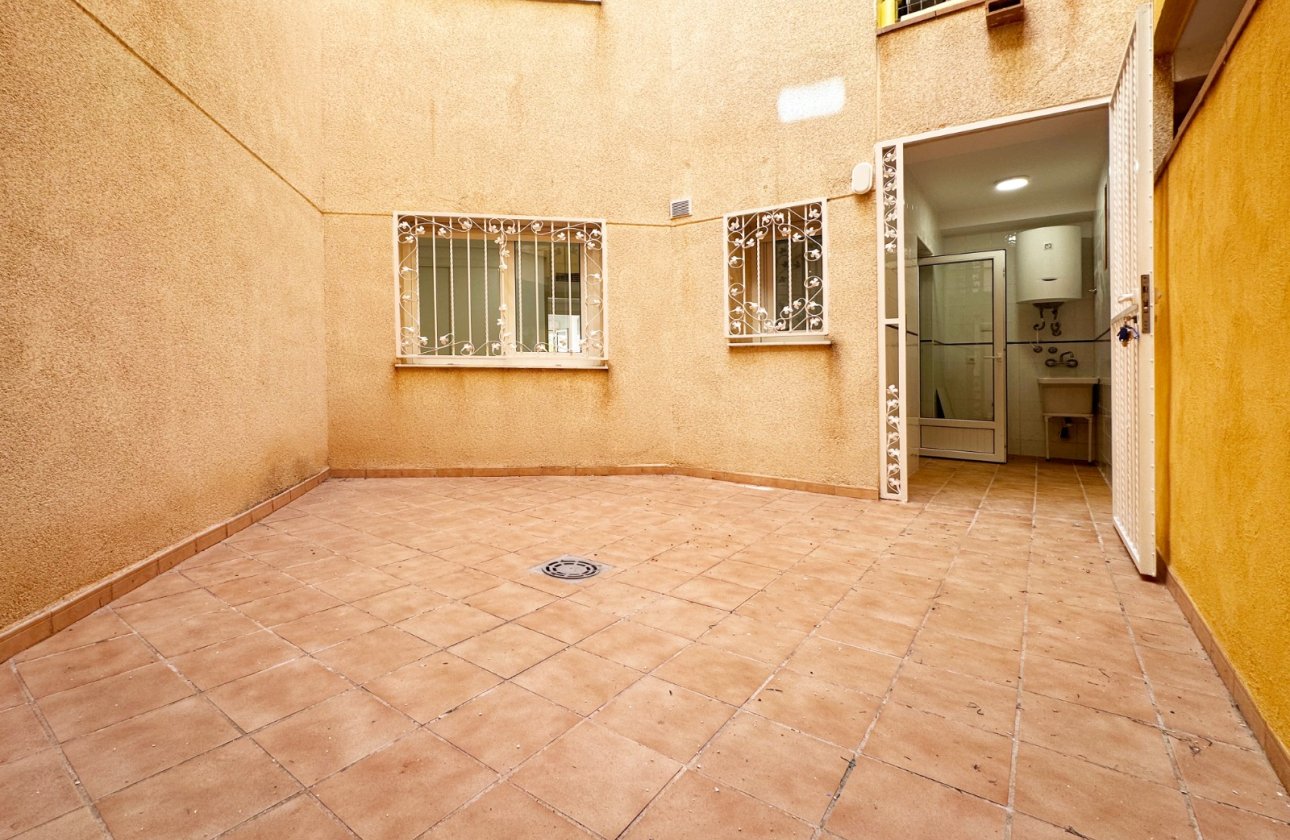 Revente - Appartement -
Orihuela Costa - Costa Blanca