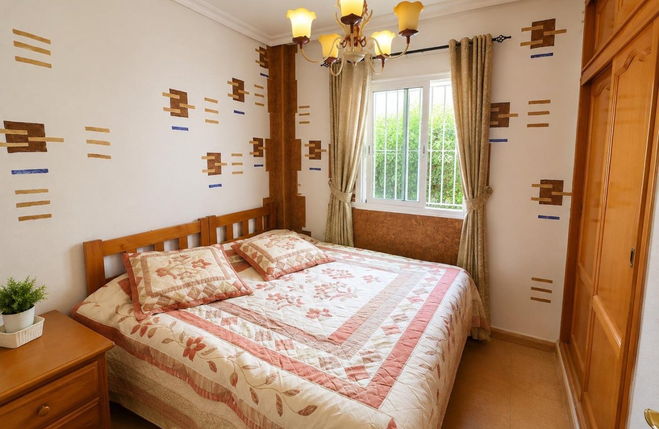 Revente - Appartement -
Orihuela Costa - Costa Blanca