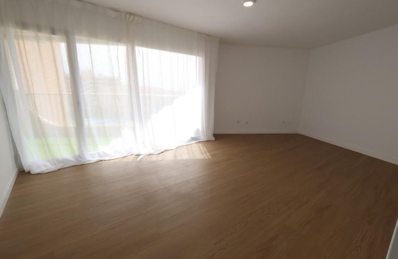 Revente - Appartement -
Orihuela Costa - Costa Blanca