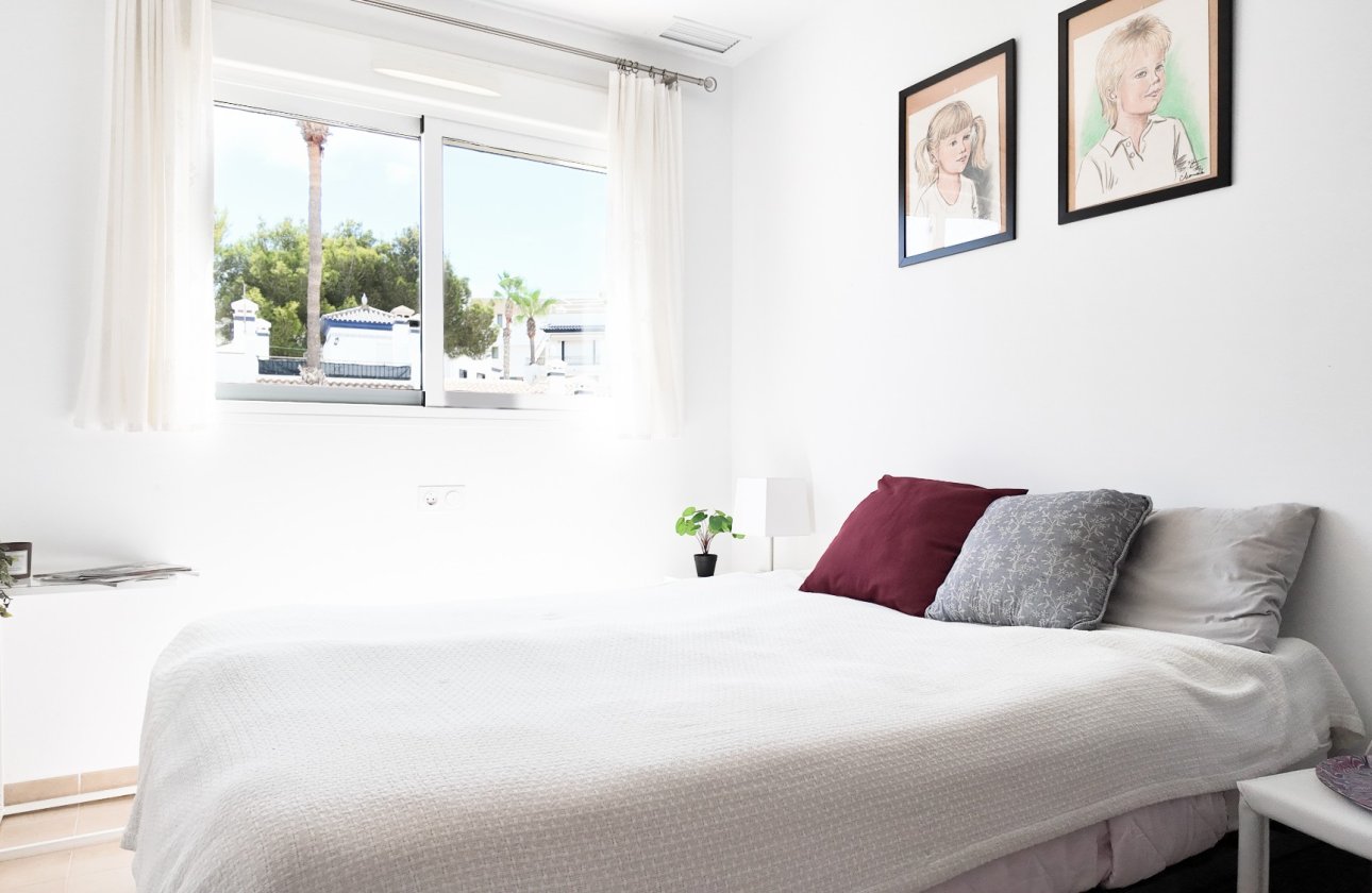Revente - Appartement -
Orihuela Costa - Costa Blanca