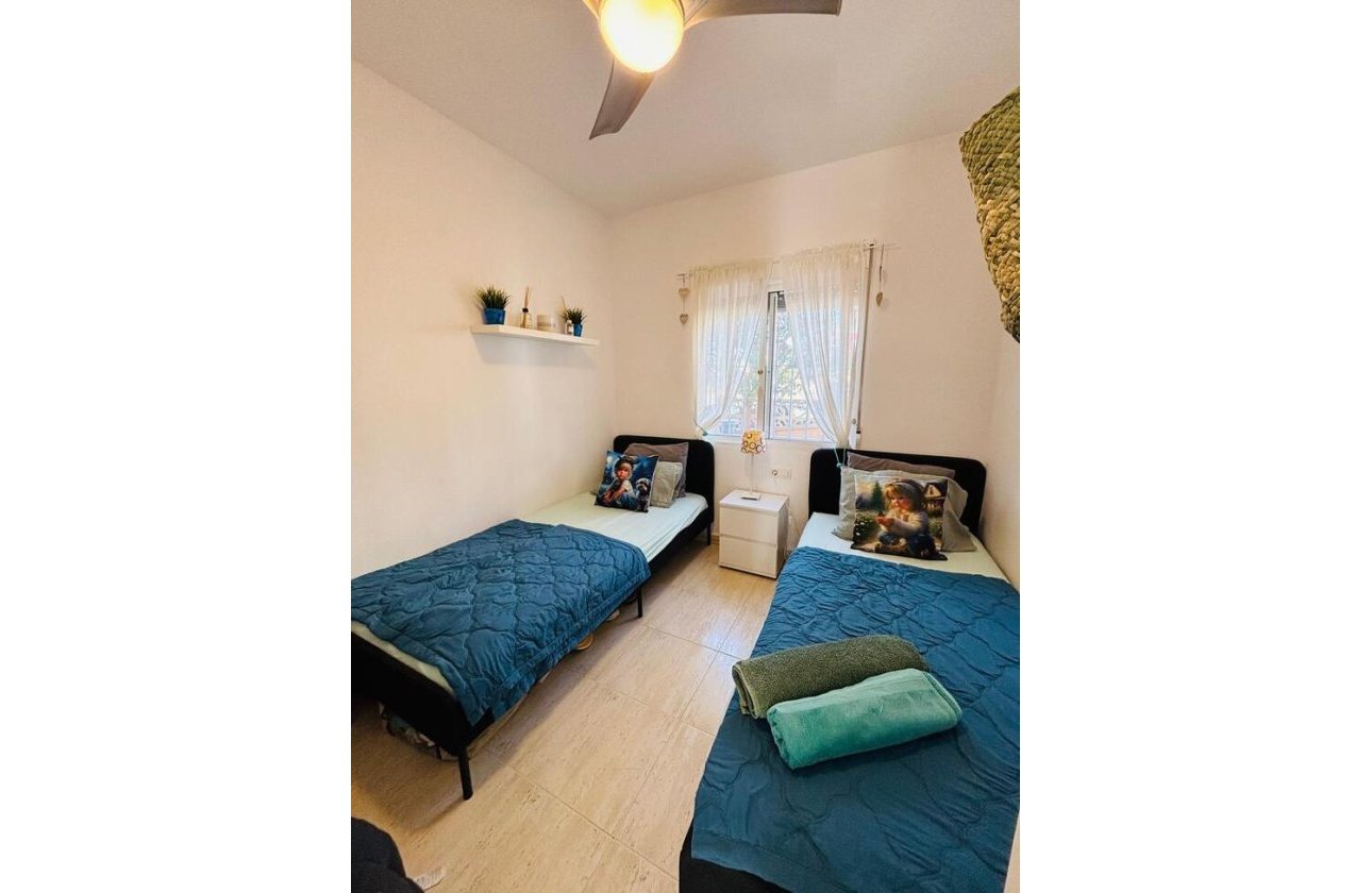 Revente - Appartement -
Orihuela Costa - Costa Blanca