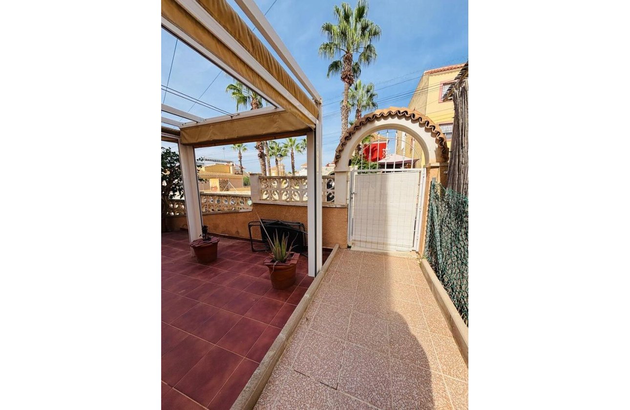 Revente - Appartement -
Orihuela Costa - Costa Blanca