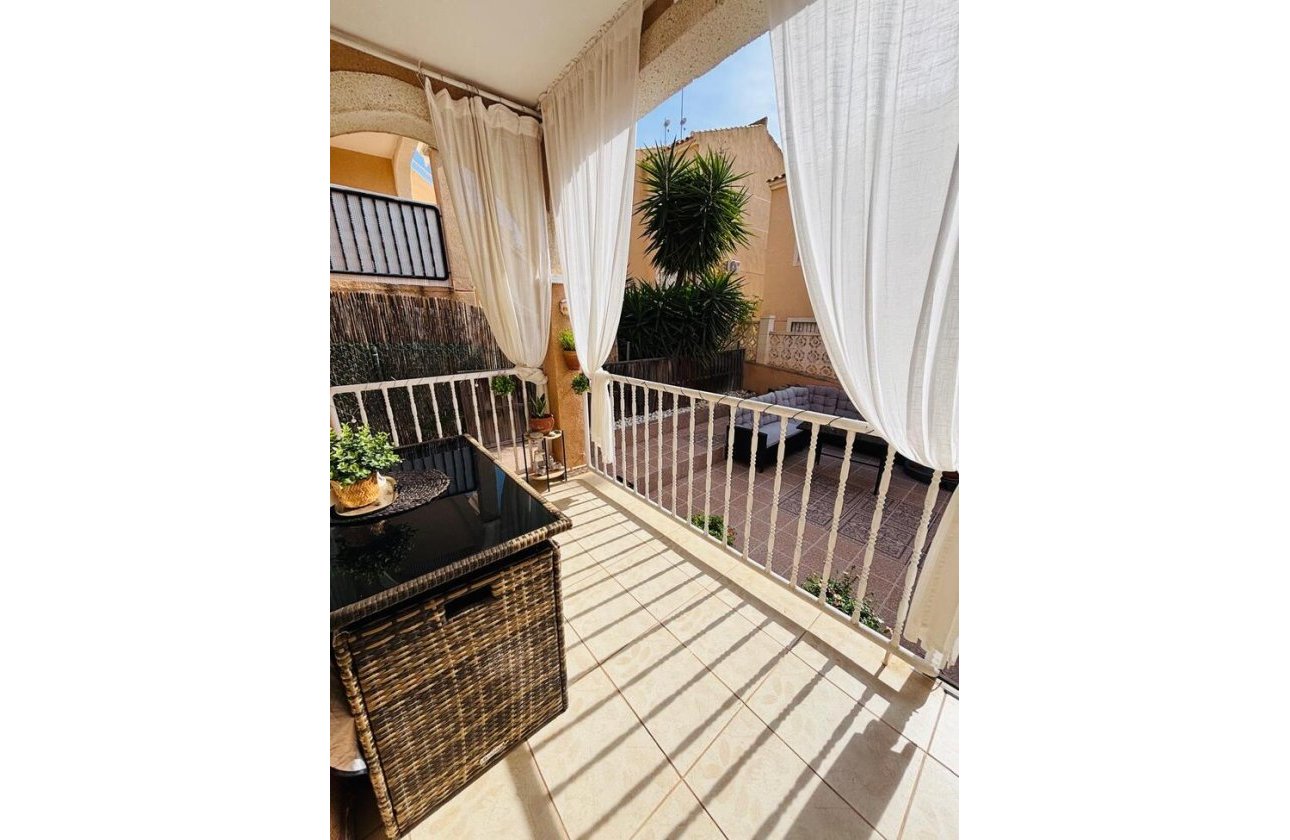 Revente - Appartement -
Orihuela Costa - Costa Blanca