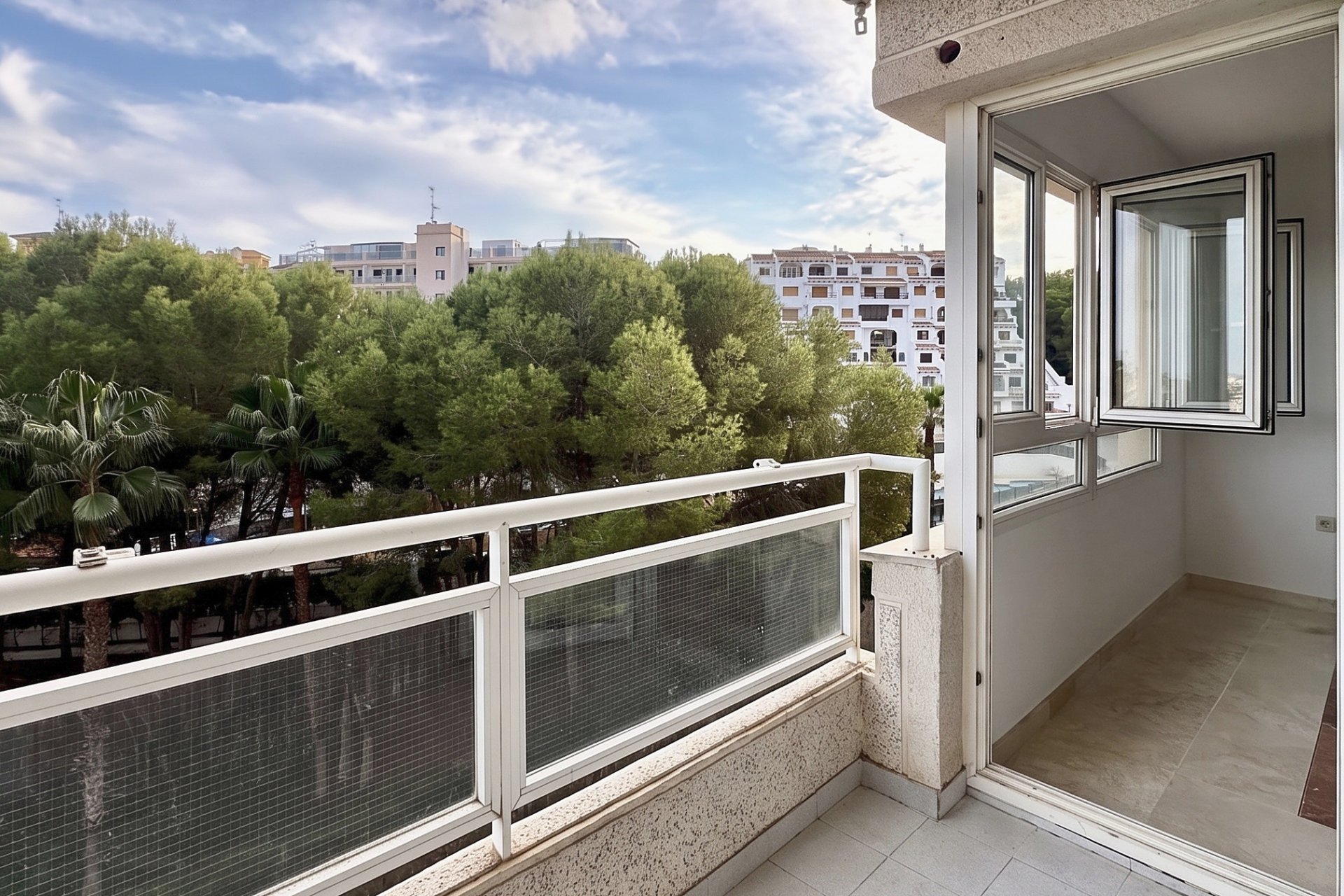 Revente - Appartement -
Orihuela Costa - Costa Blanca