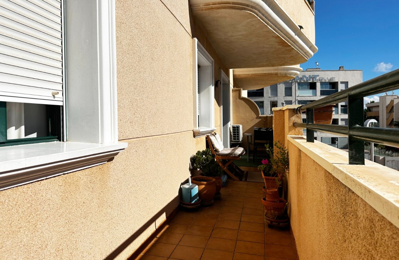 Revente - Appartement -
Orihuela Costa - Costa Blanca