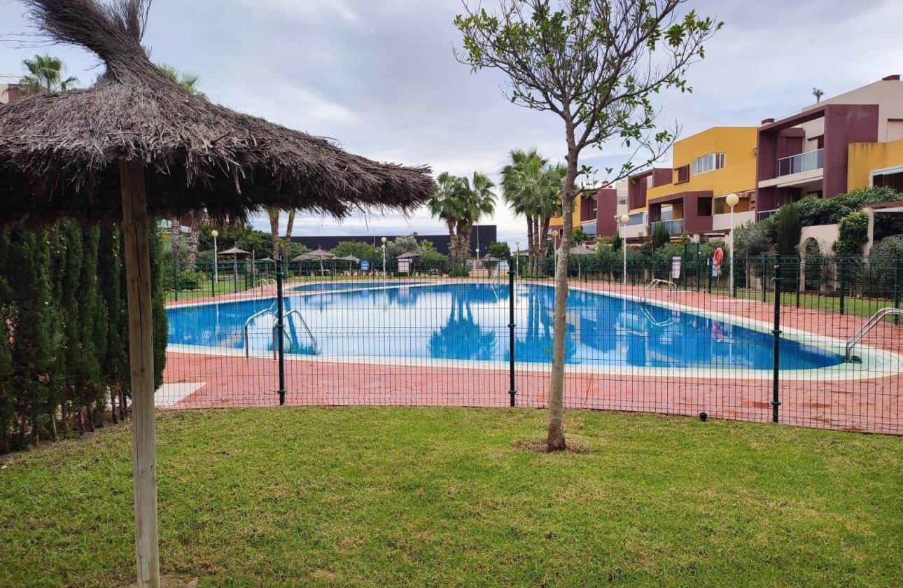 Revente - Appartement -
Orihuela Costa - Horizonte - La Campana