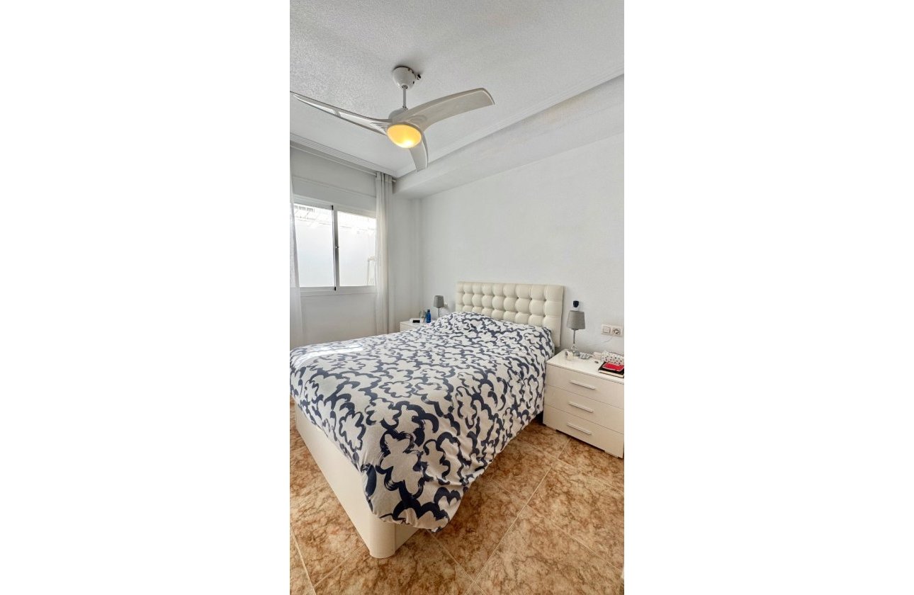 Revente - Appartement -
Orihuela Costa - La Ciñuelica