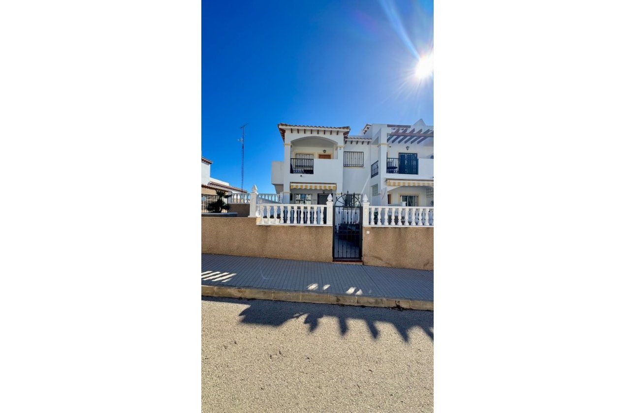 Revente - Appartement -
Orihuela Costa - La Ciñuelica