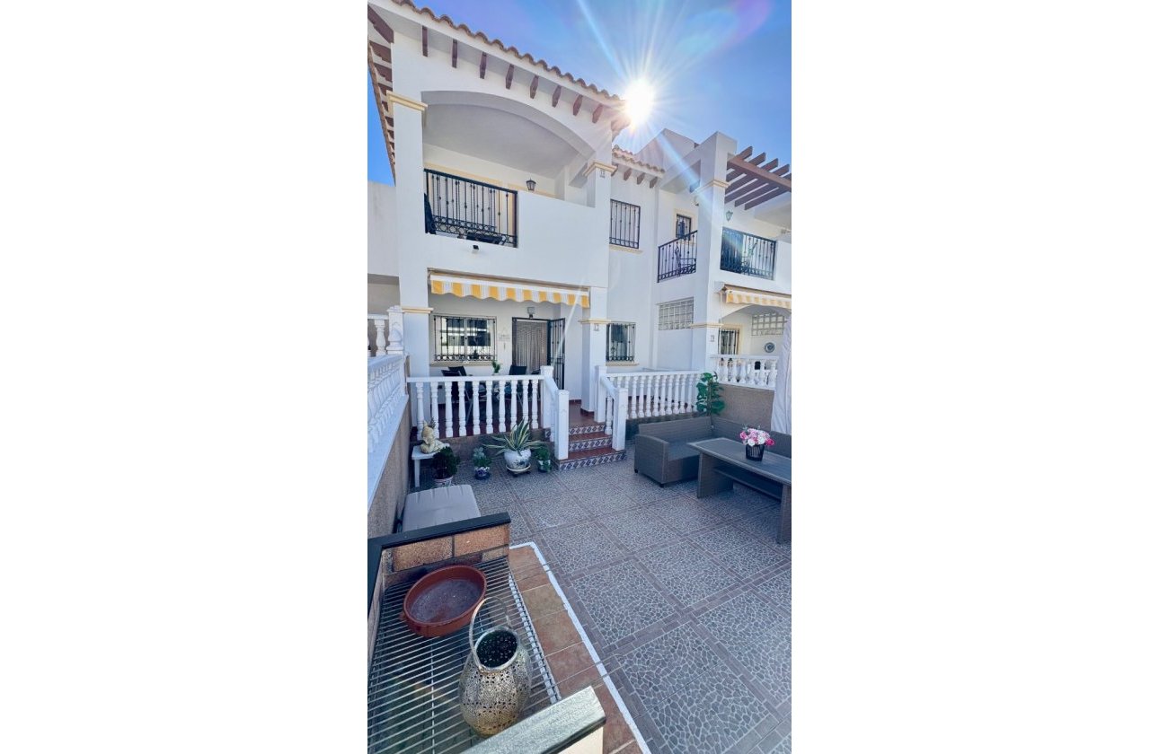 Revente - Appartement -
Orihuela Costa - La Ciñuelica