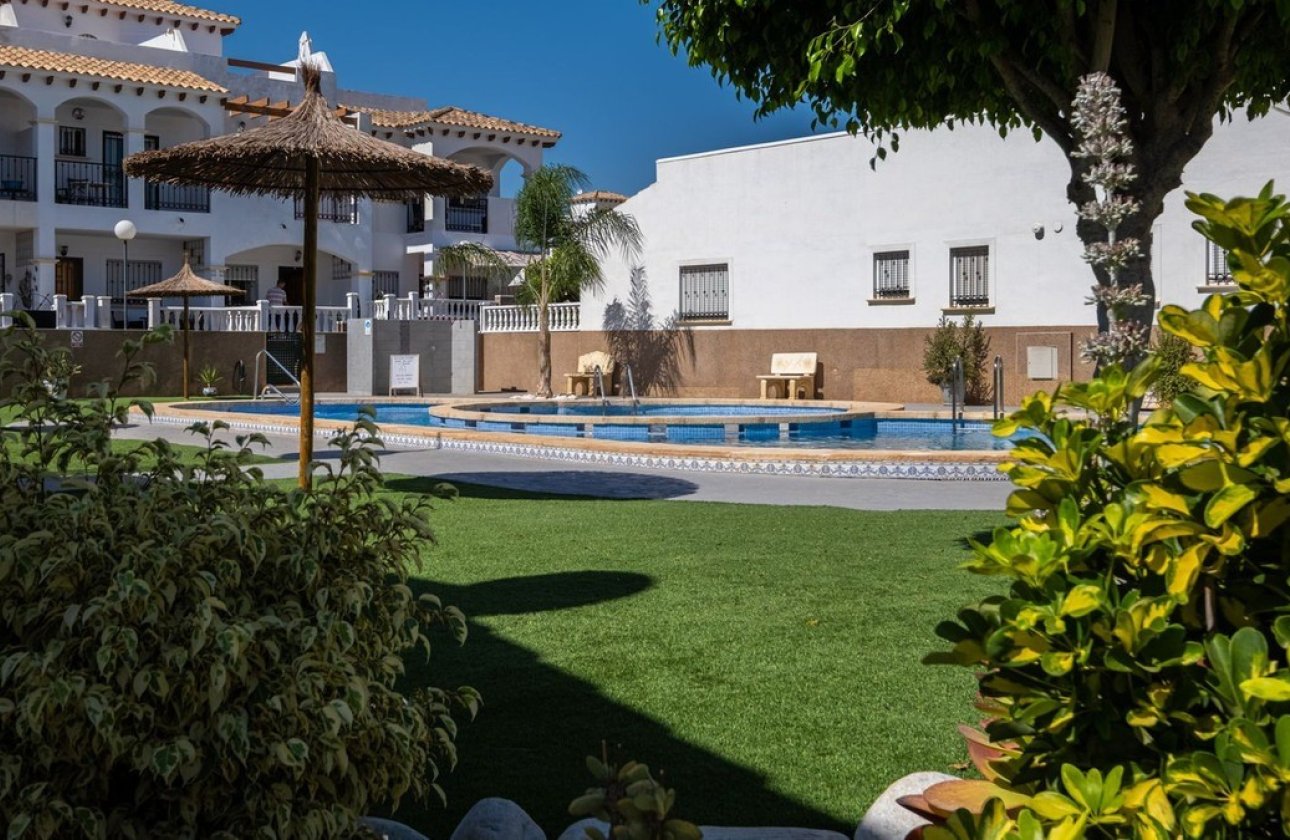 Revente - Appartement -
Orihuela Costa - La Ciñuelica