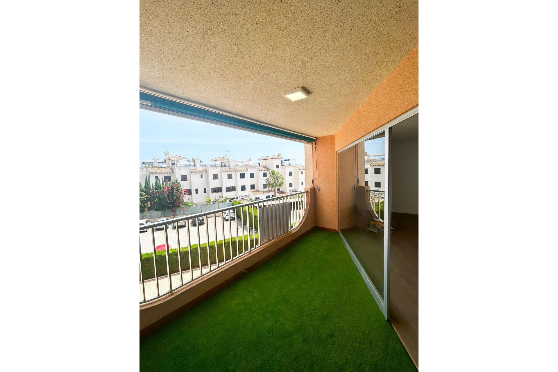 Revente - Appartement -
Orihuela Costa - La Regia