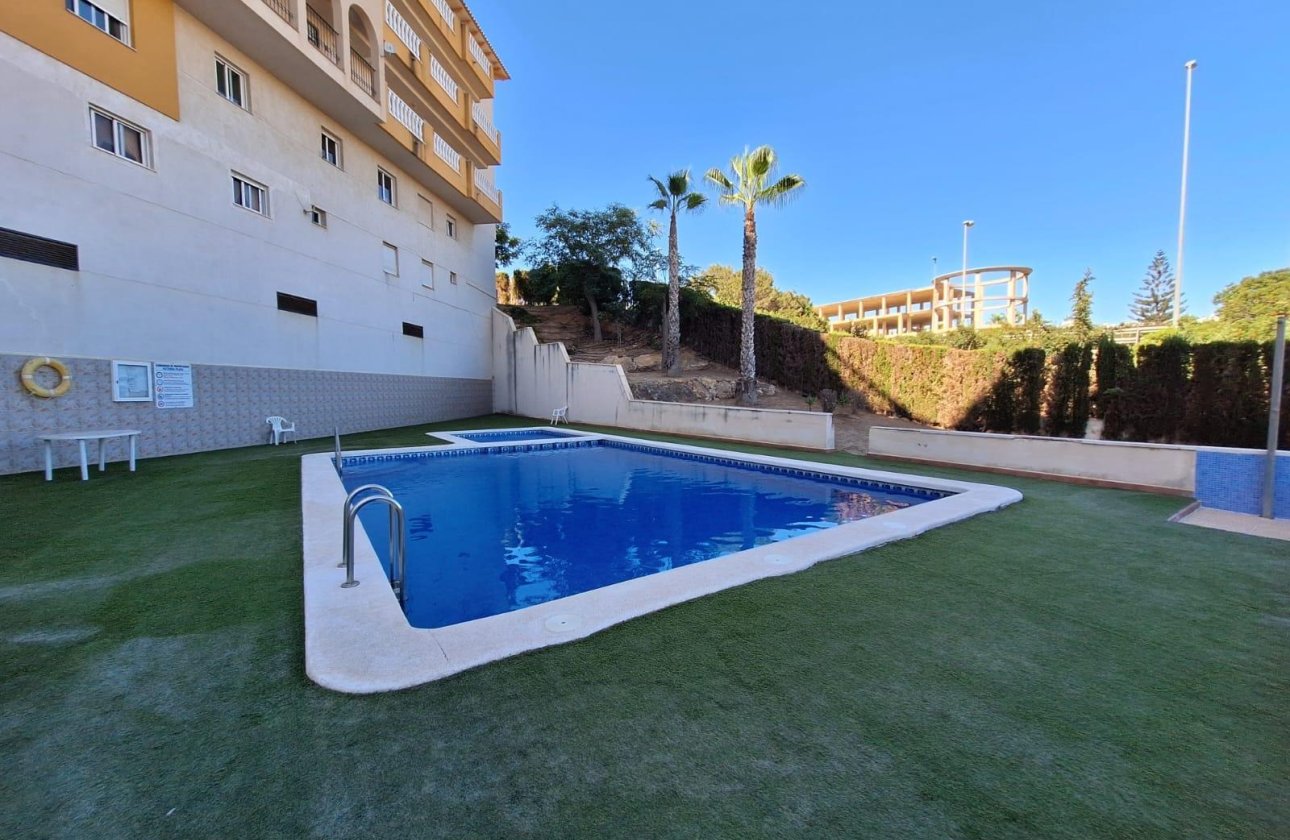 Revente - Appartement -
Orihuela Costa - La Zenia