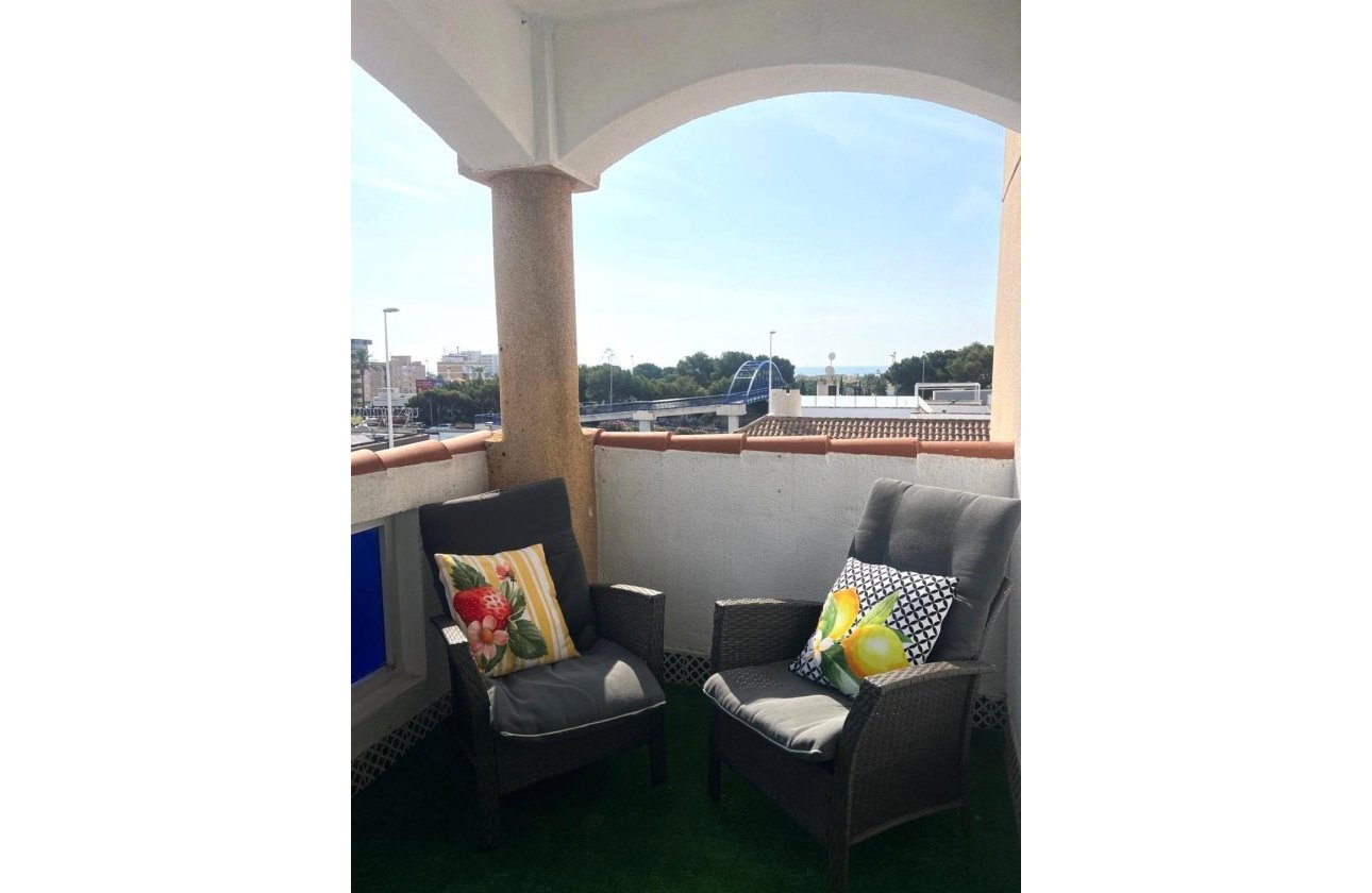 Revente - Appartement -
Orihuela Costa - La Zenia